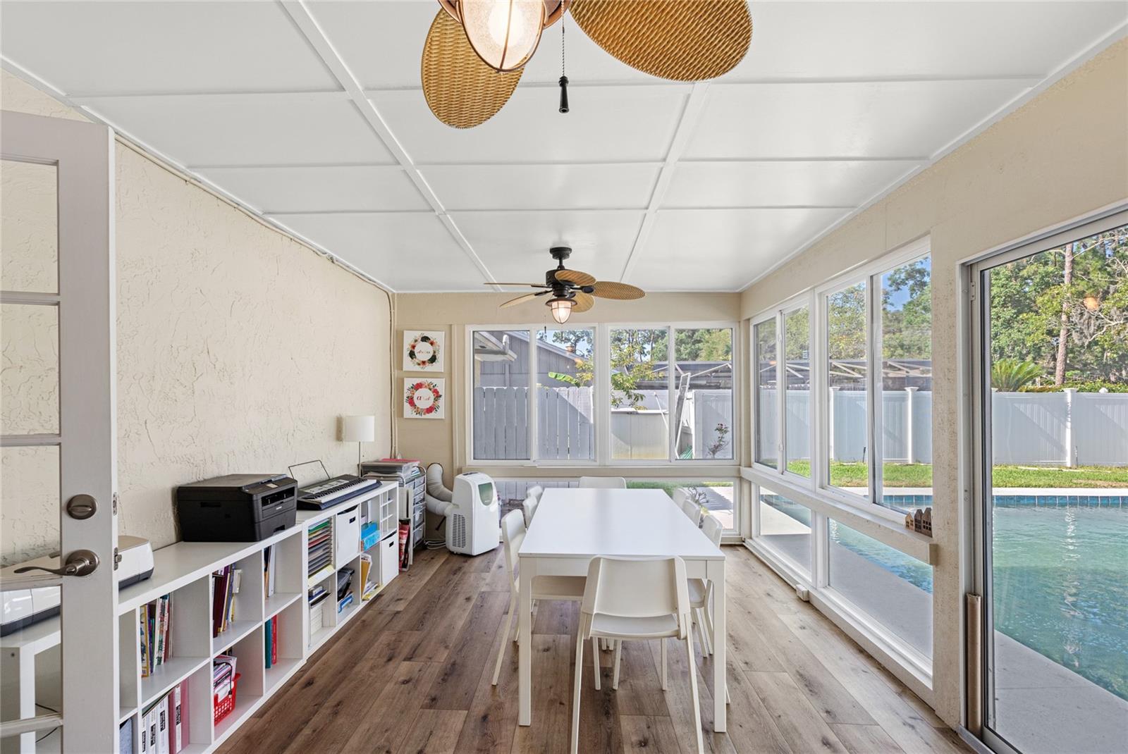 Image 33 of 49 For 315 Pickering Court