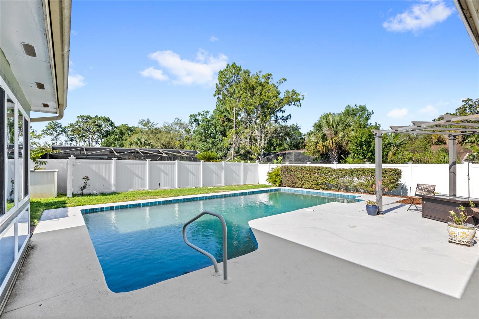 Image 36 of 49 For 315 Pickering Court