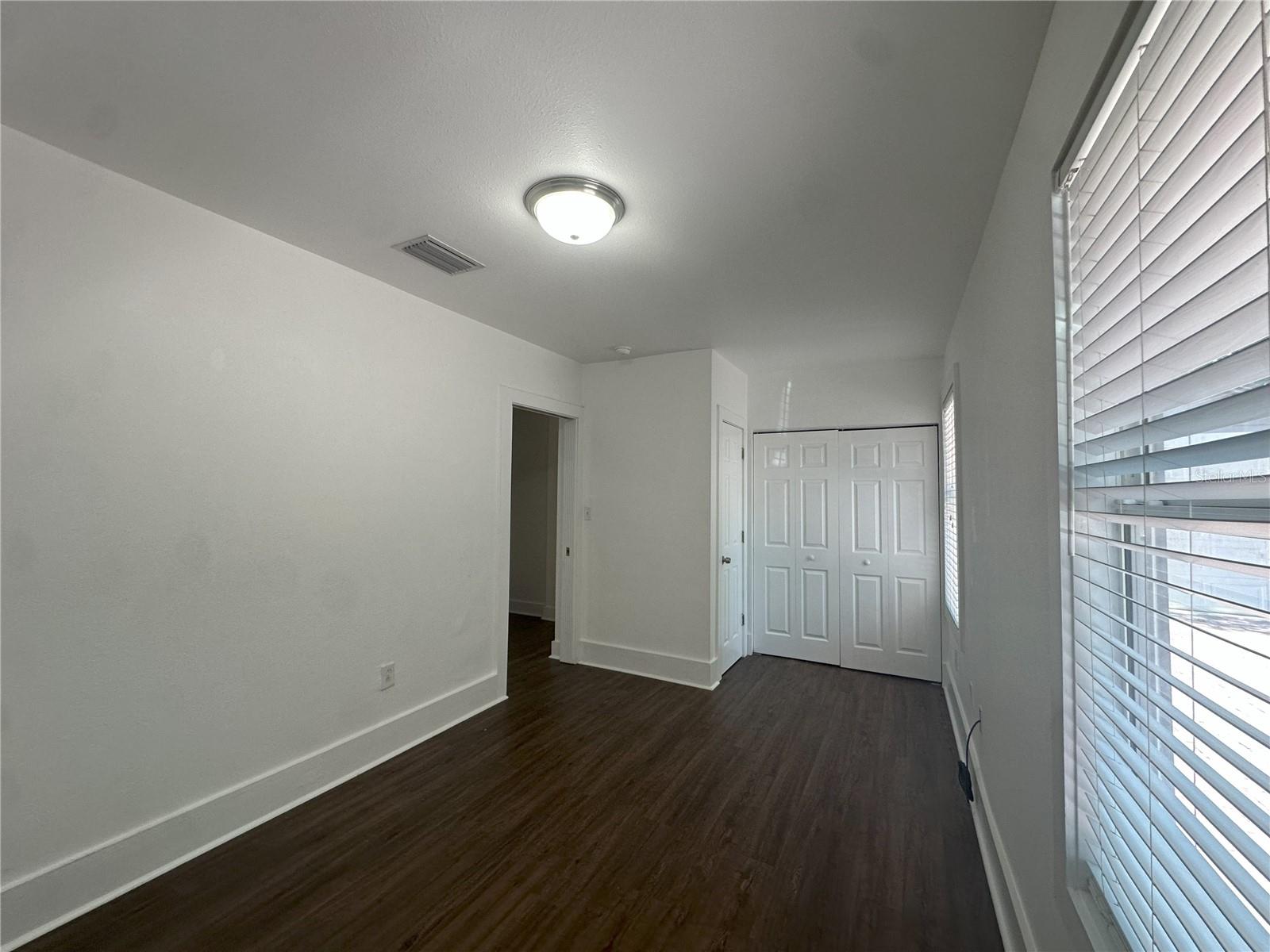 Image 11 of 23 For 2909 Jefferson Street