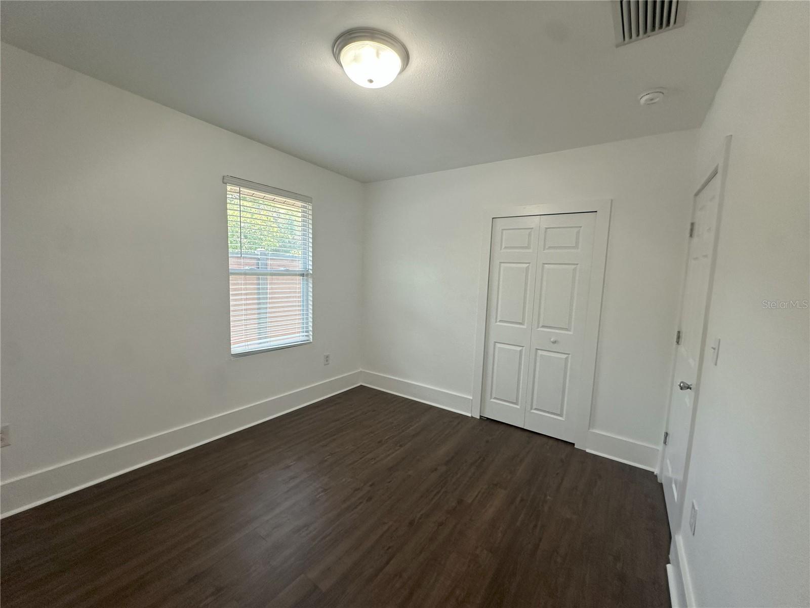 Image 5 of 23 For 2909 Jefferson Street