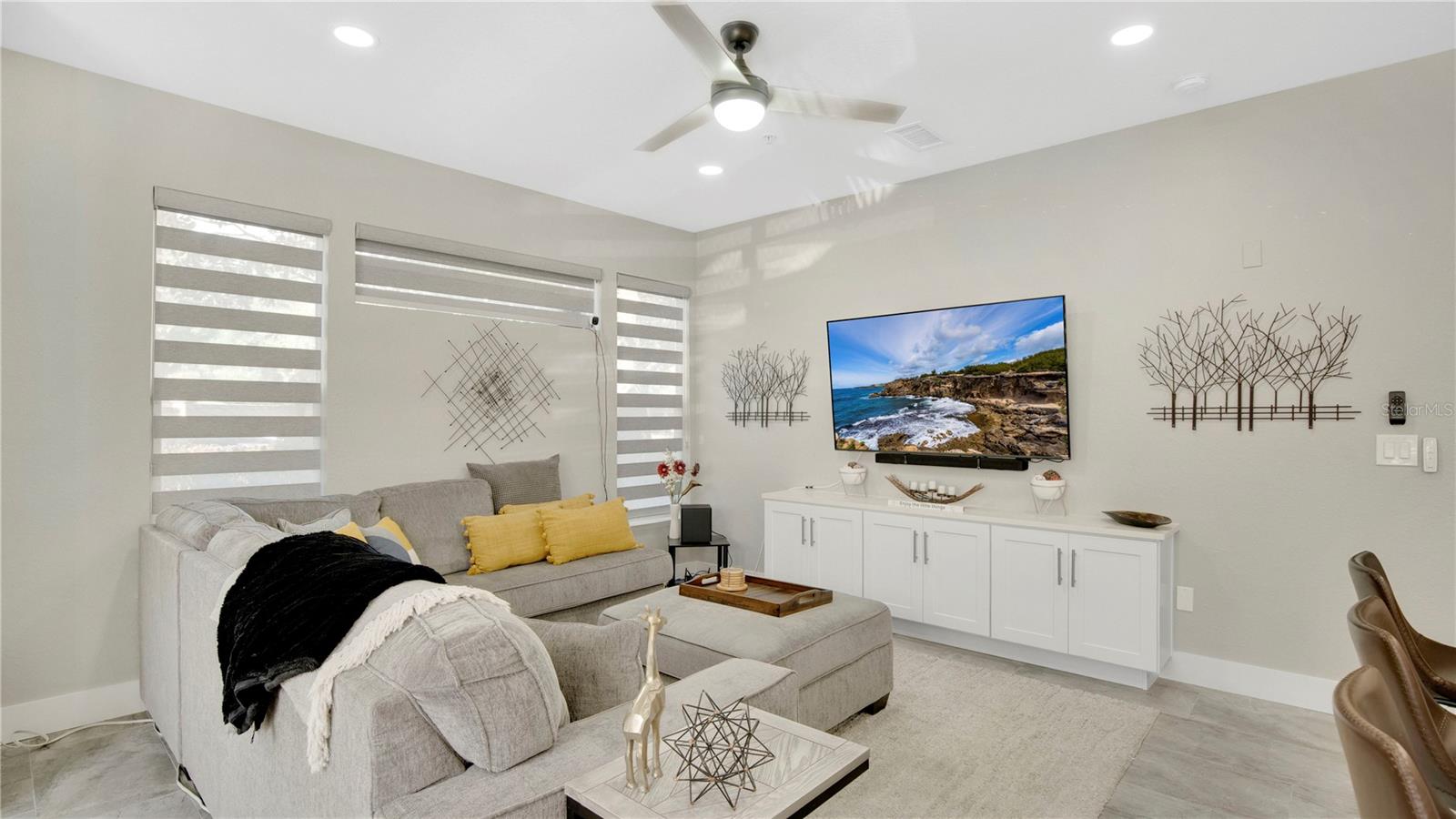 Image 5 of 23 For 2627 Maitland Crossing Way 101