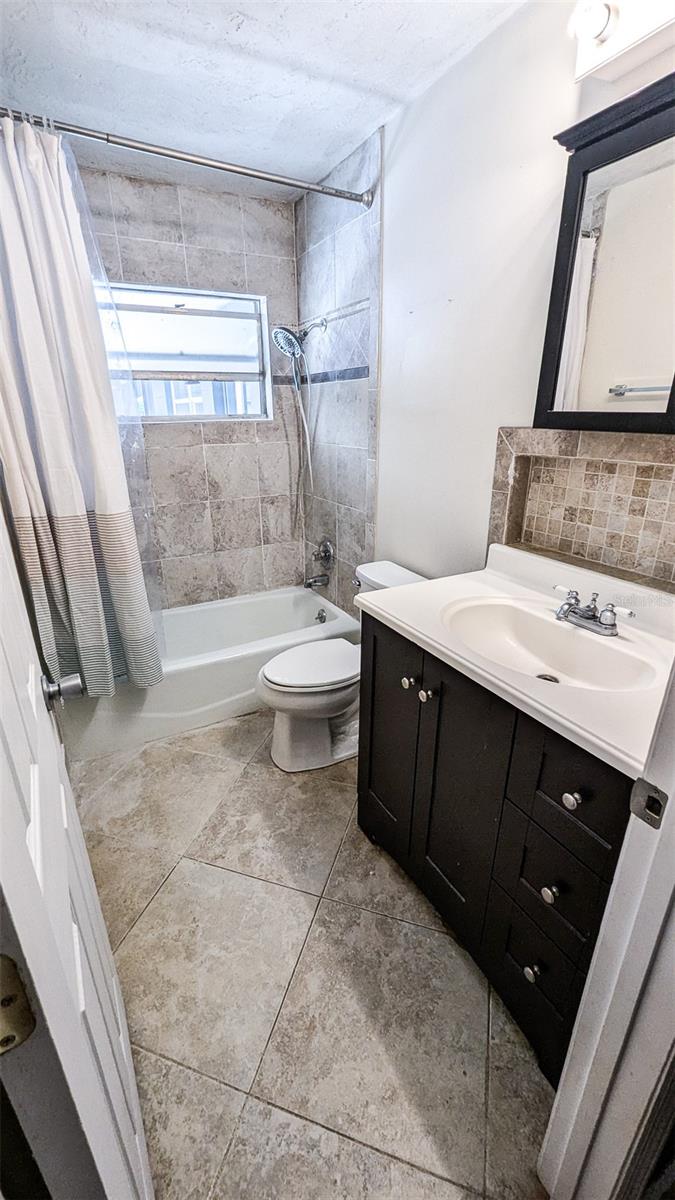 Image 20 of 34 For 2928 14th Avenue
