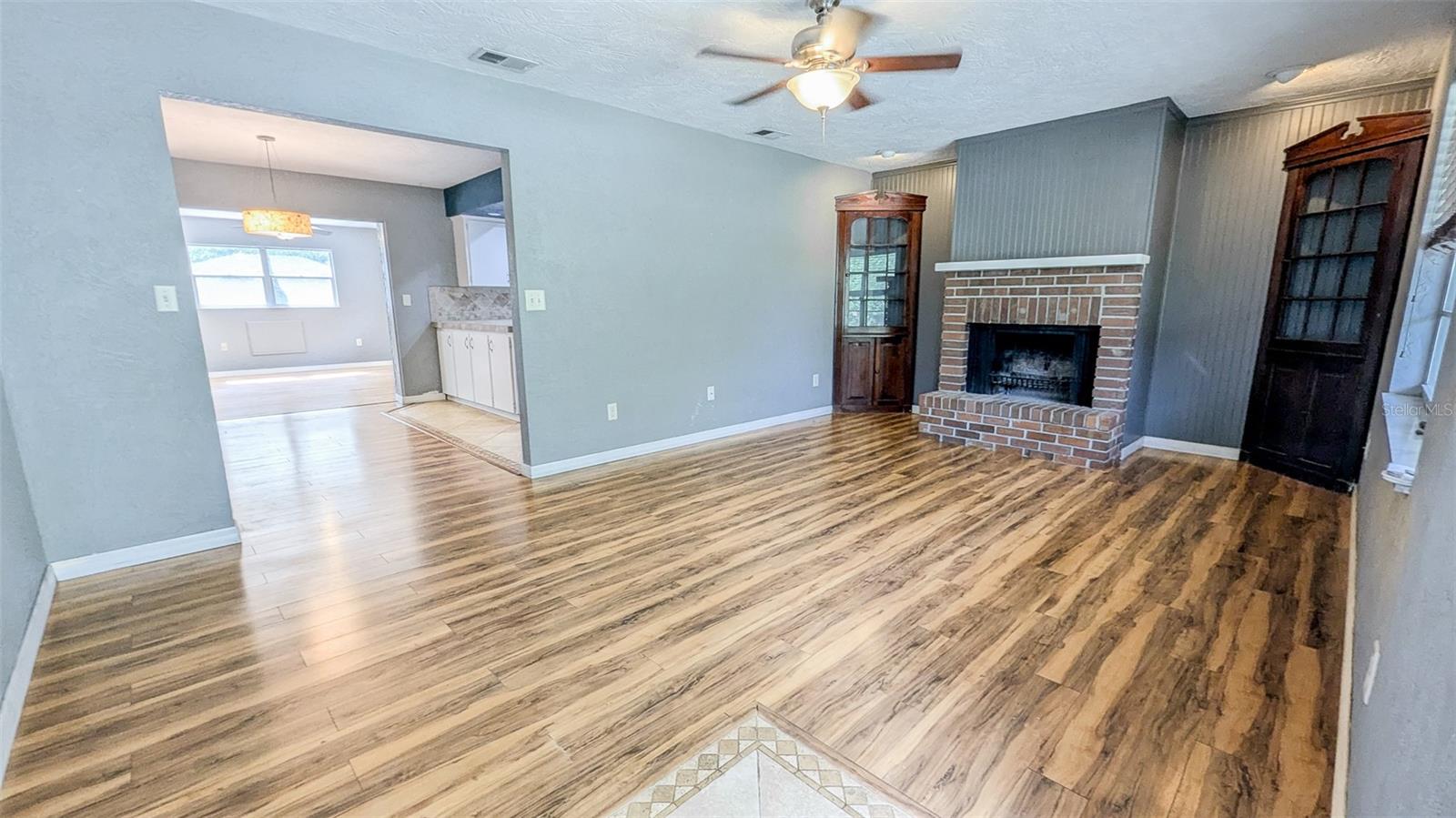 Image 9 of 34 For 2928 14th Avenue