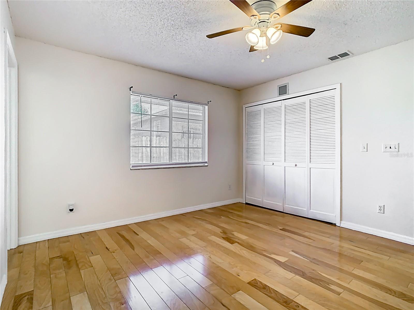 Image 47 of 87 For 1233 Gladstone Drive