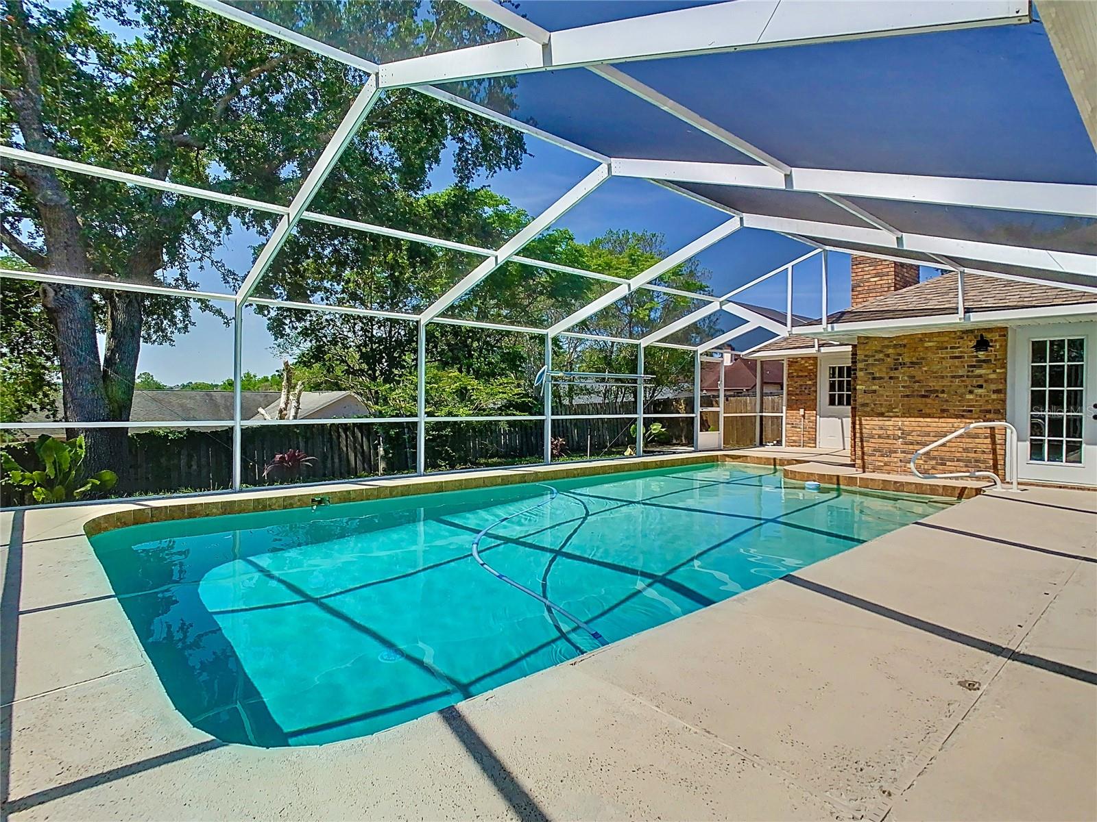 Image 61 of 87 For 1233 Gladstone Drive