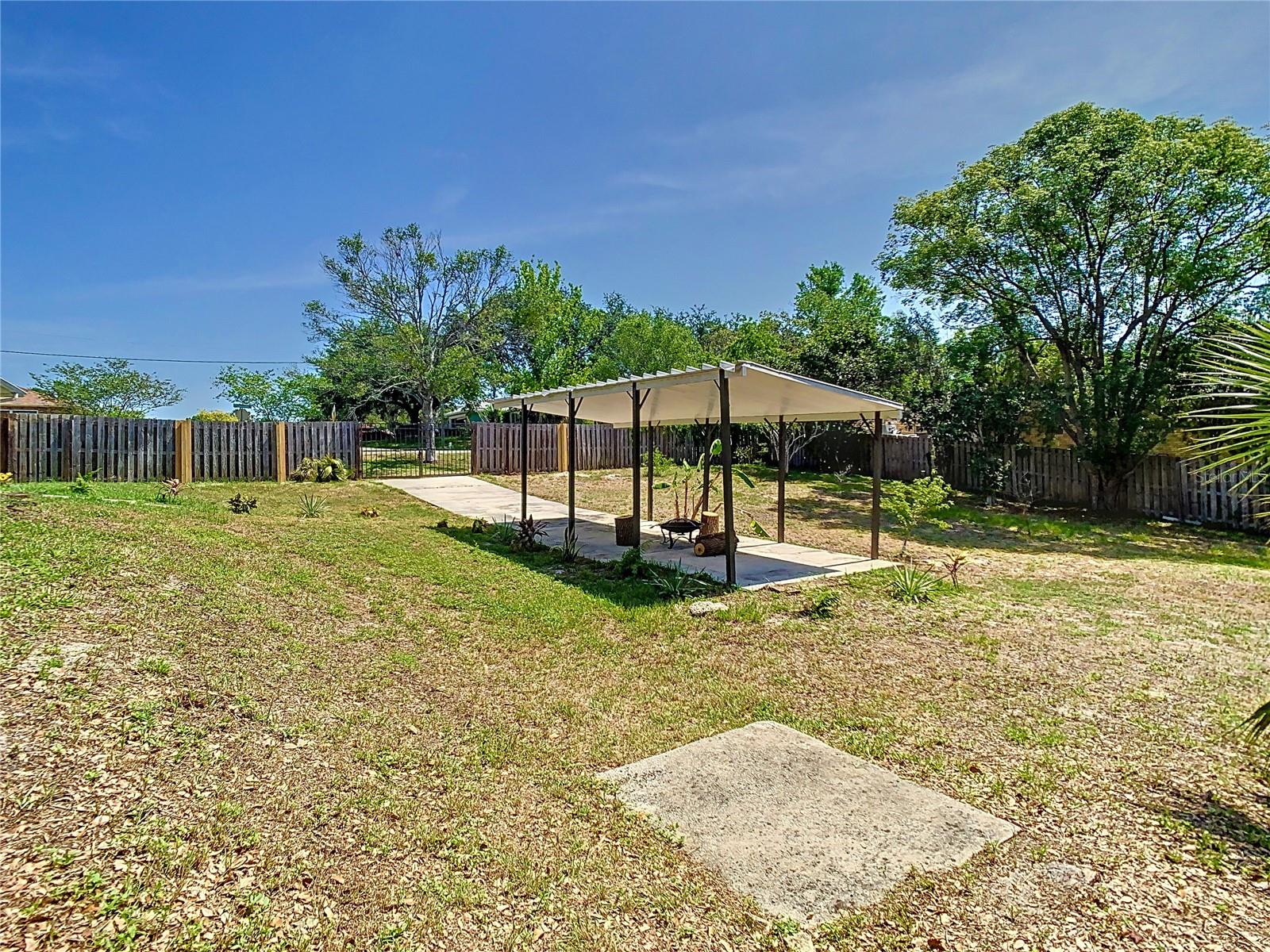 Image 66 of 87 For 1233 Gladstone Drive