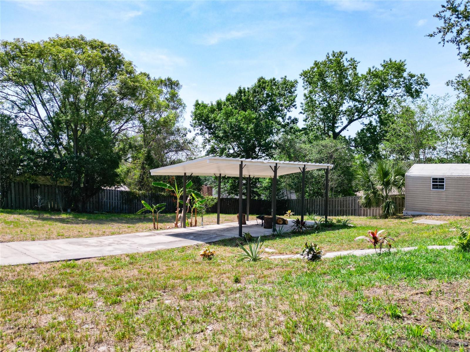 Image 75 of 87 For 1233 Gladstone Drive
