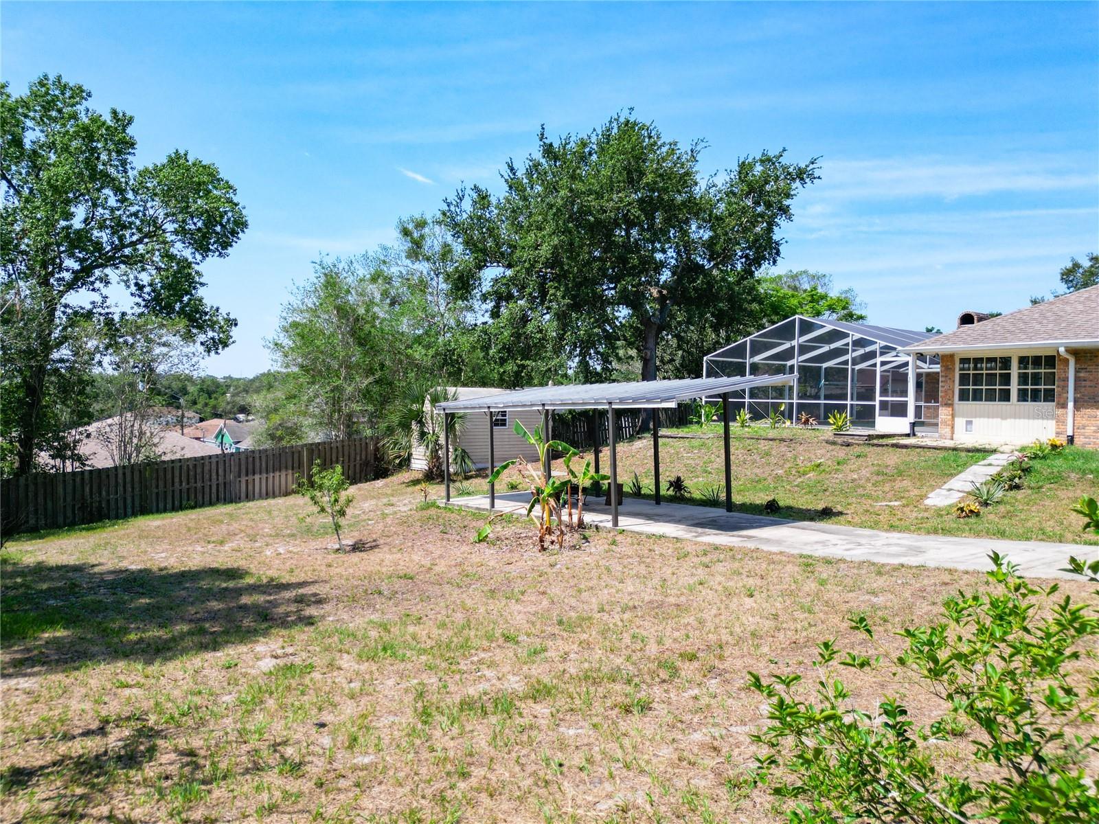 Image 77 of 87 For 1233 Gladstone Drive