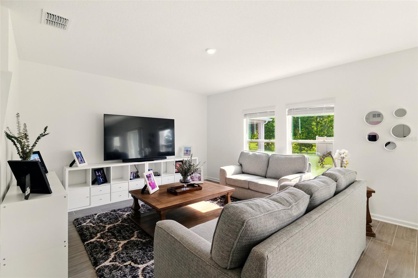 Image 10 of 41 For 700 Trotters Drive