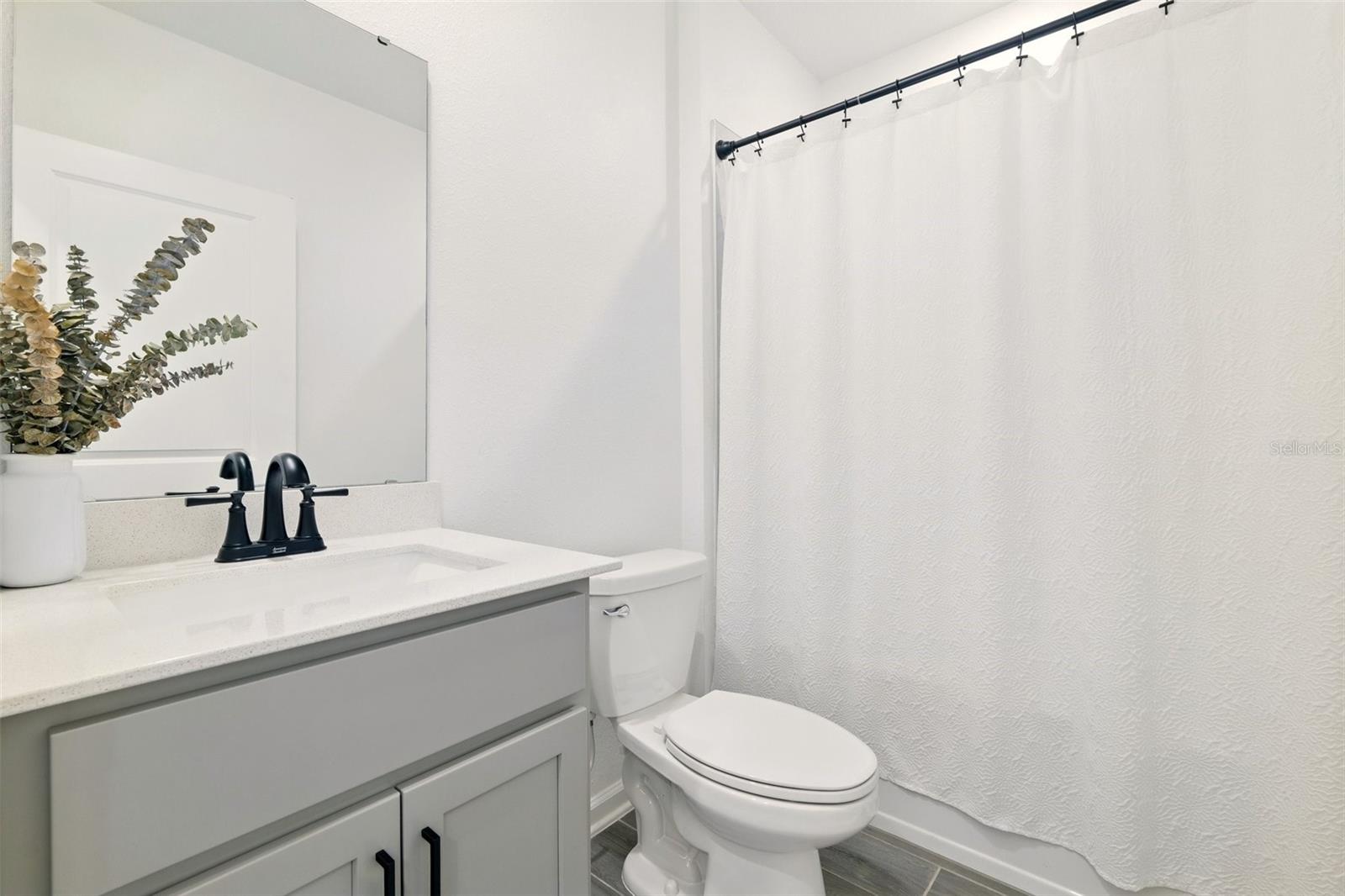 Image 21 of 41 For 700 Trotters Drive