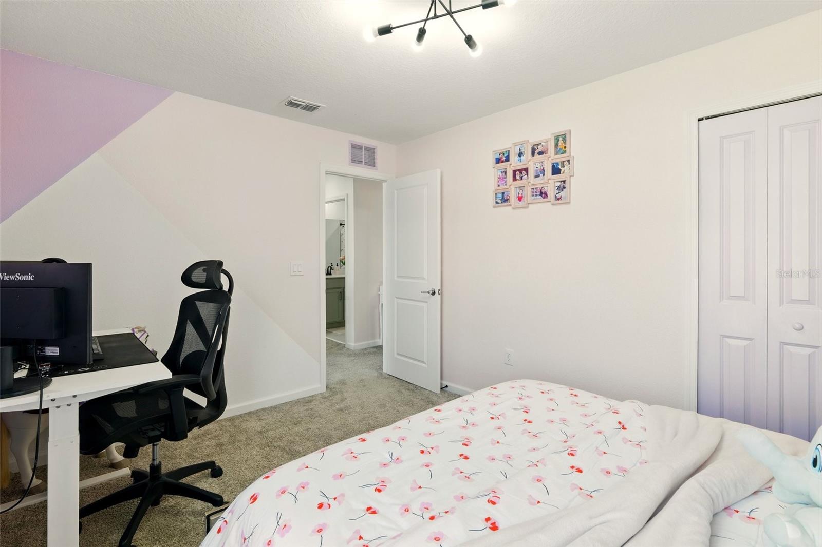 Image 30 of 41 For 700 Trotters Drive