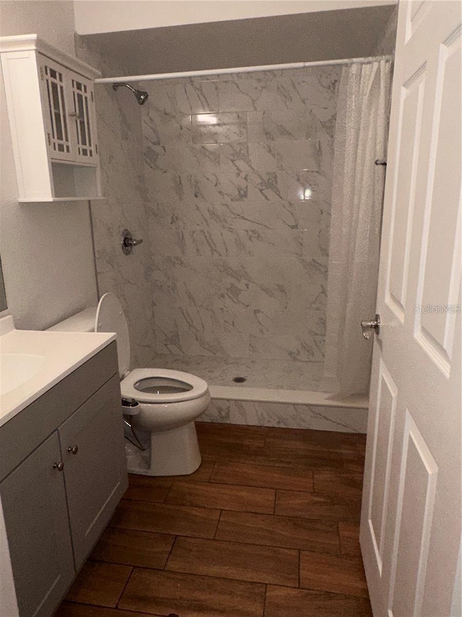 Image 21 of 25 For 519 Cadiz Dr Drive