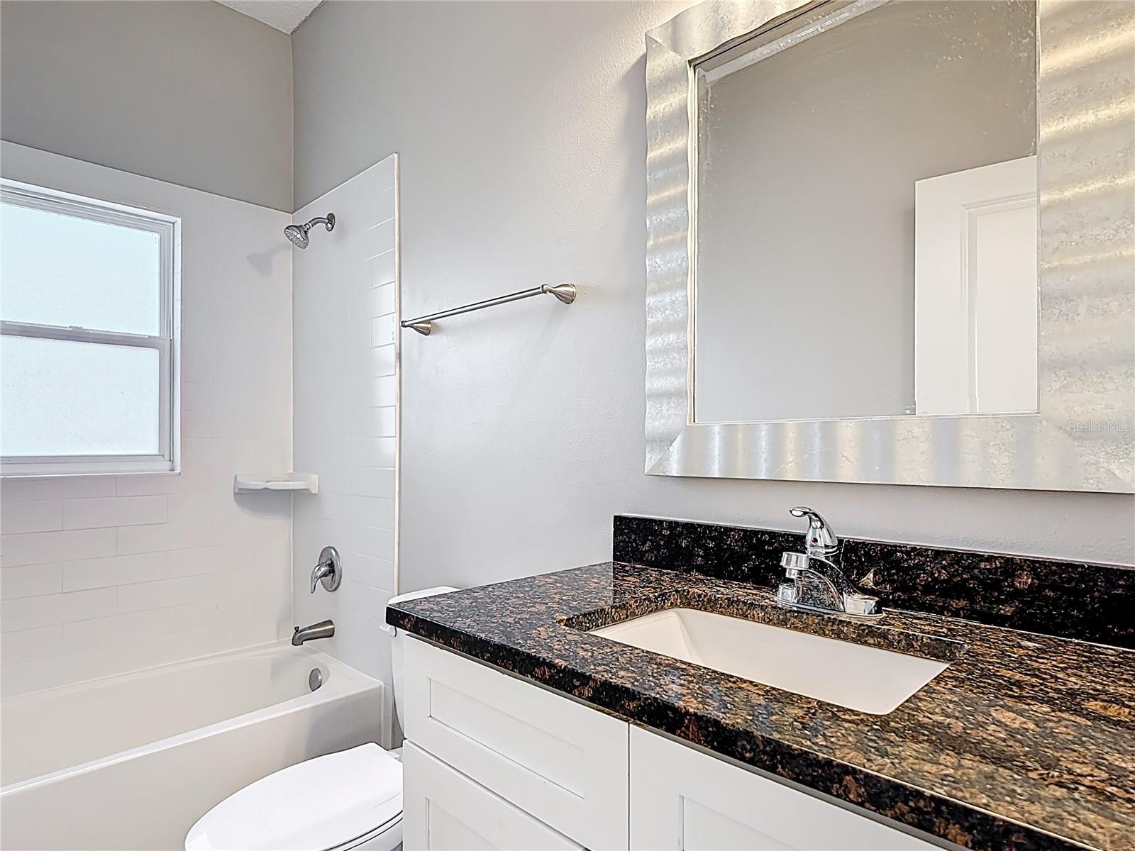 Image 20 of 28 For 344 Buenaventura Boulevard