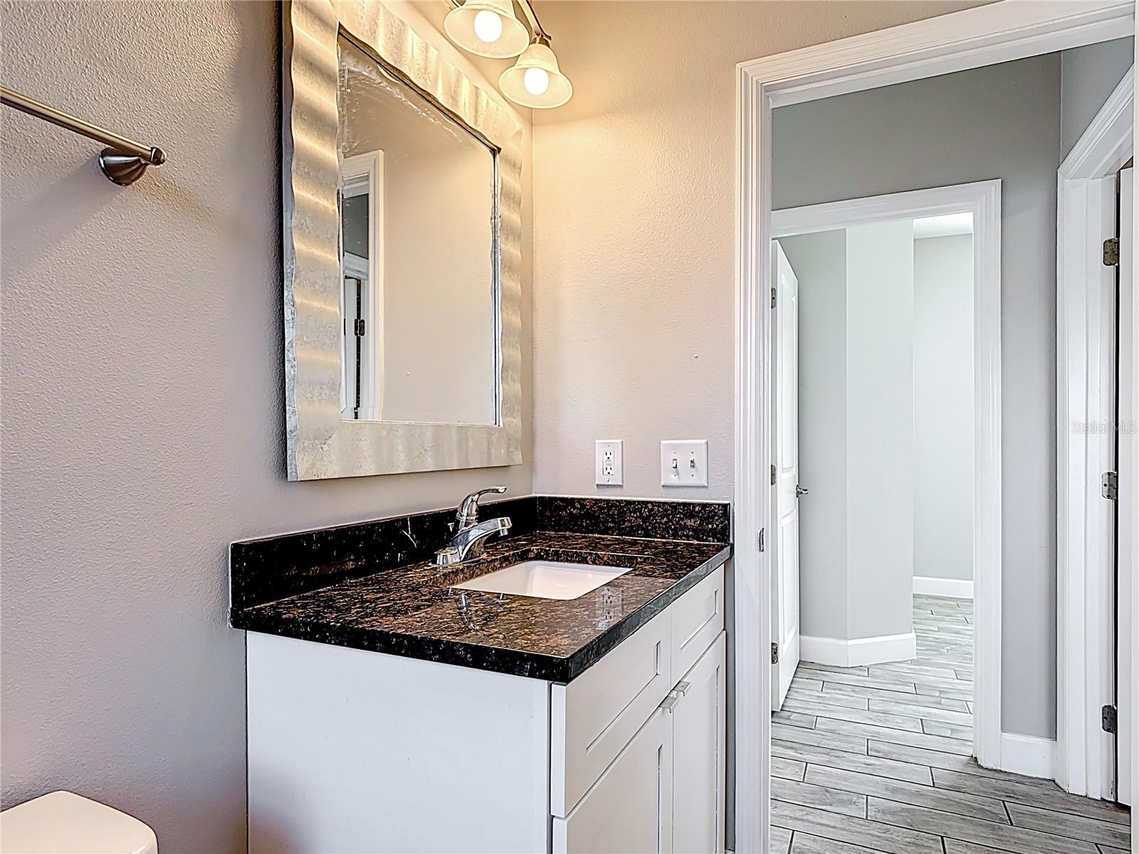 Image 21 of 28 For 344 Buenaventura Boulevard