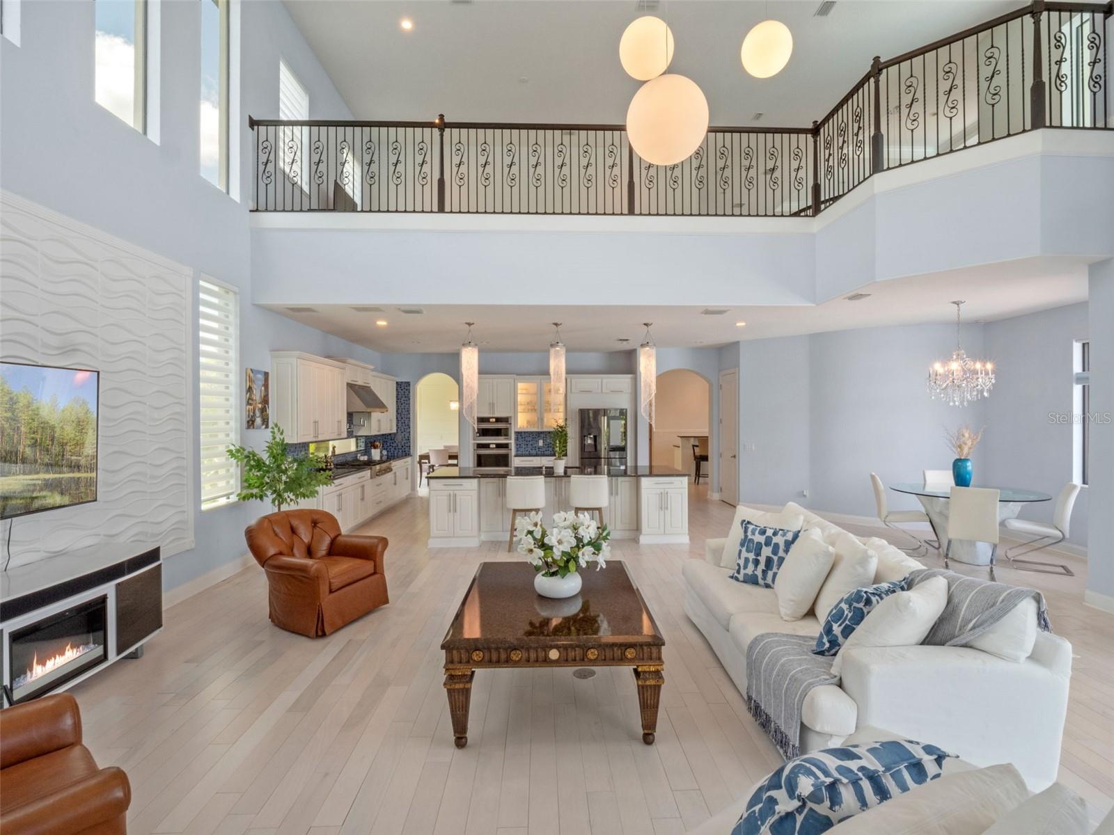 Image 40 of 99 For 4071 Isabella Circle
