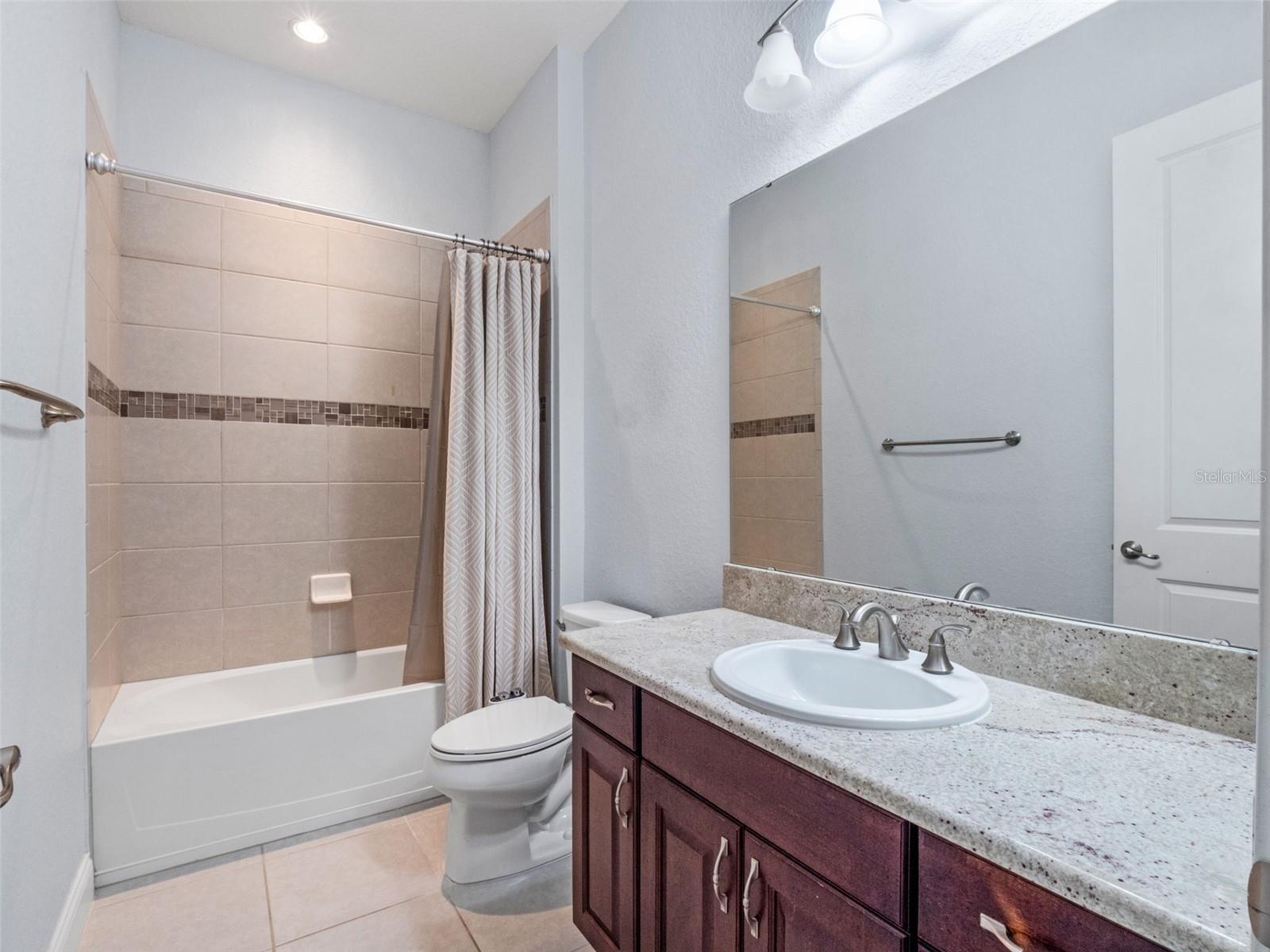 Image 47 of 99 For 4071 Isabella Circle