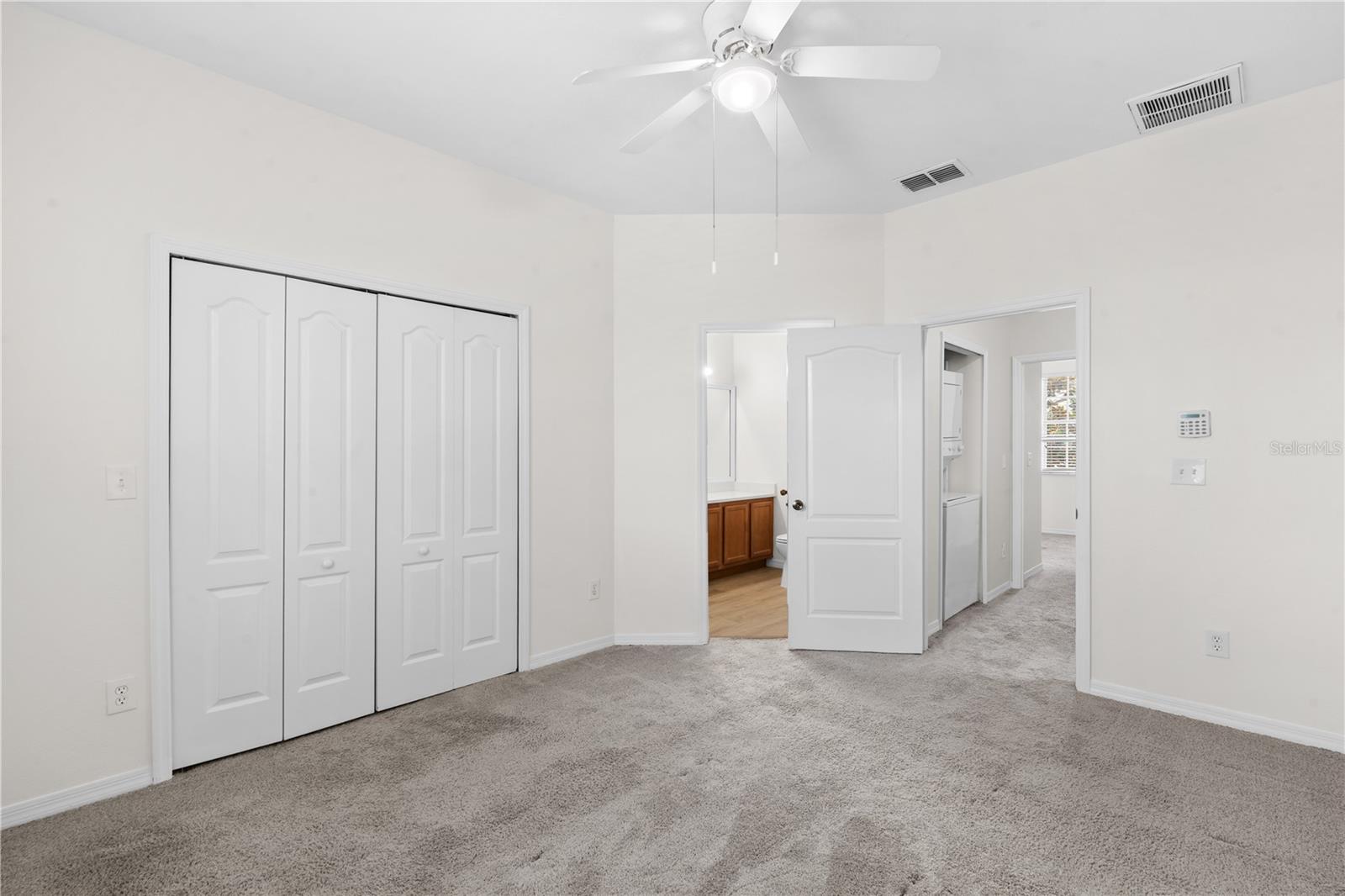 Image 13 of 30 For 10914 Savannah Wood Drive 139
