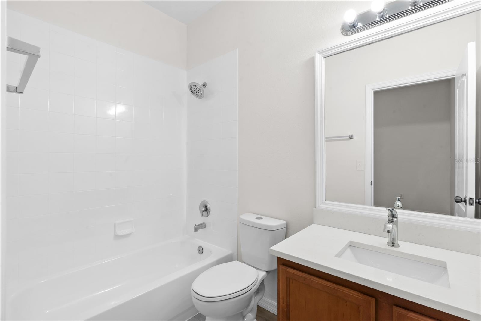 Image 17 of 30 For 10914 Savannah Wood Drive 139