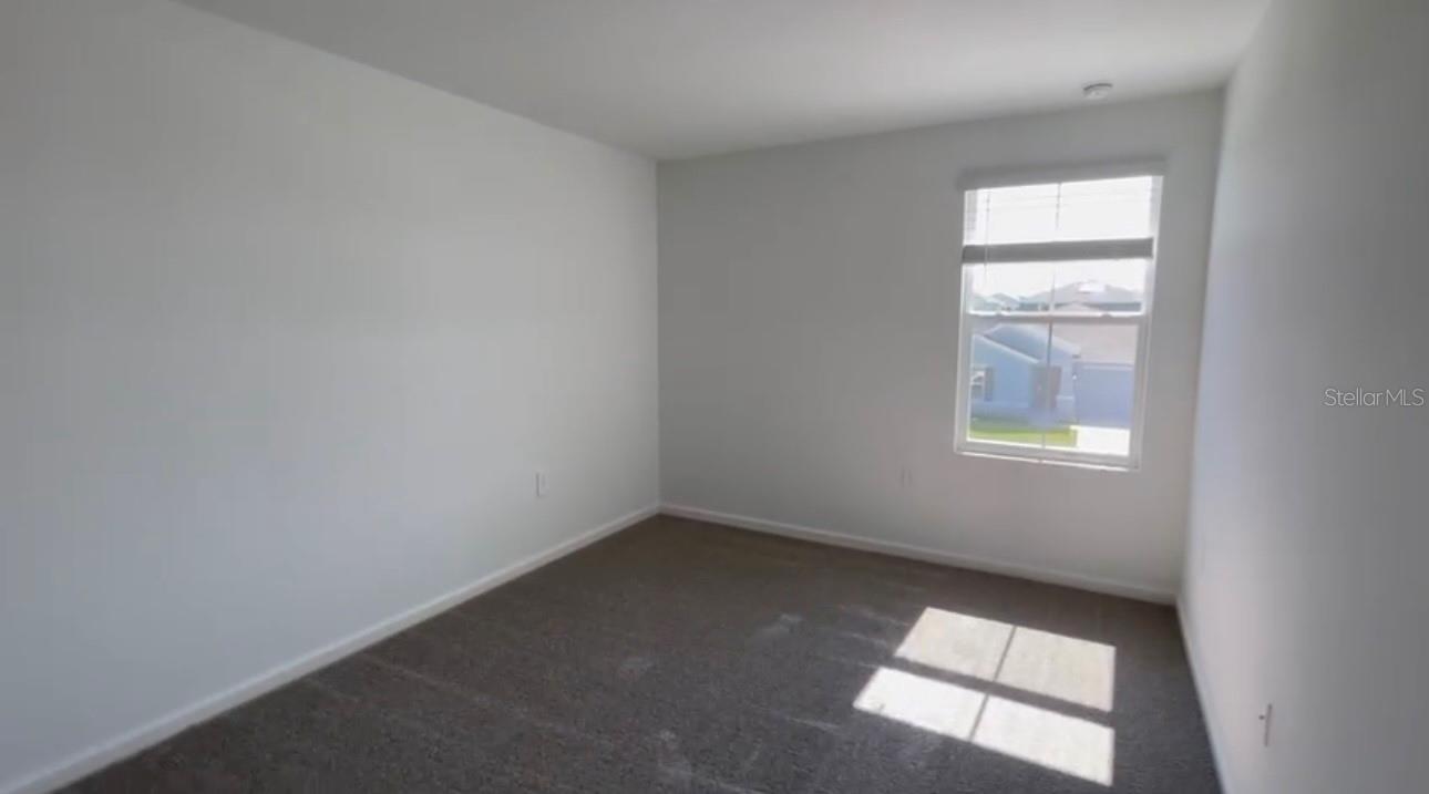 Image 11 of 12 For 918 Jackson Avenue