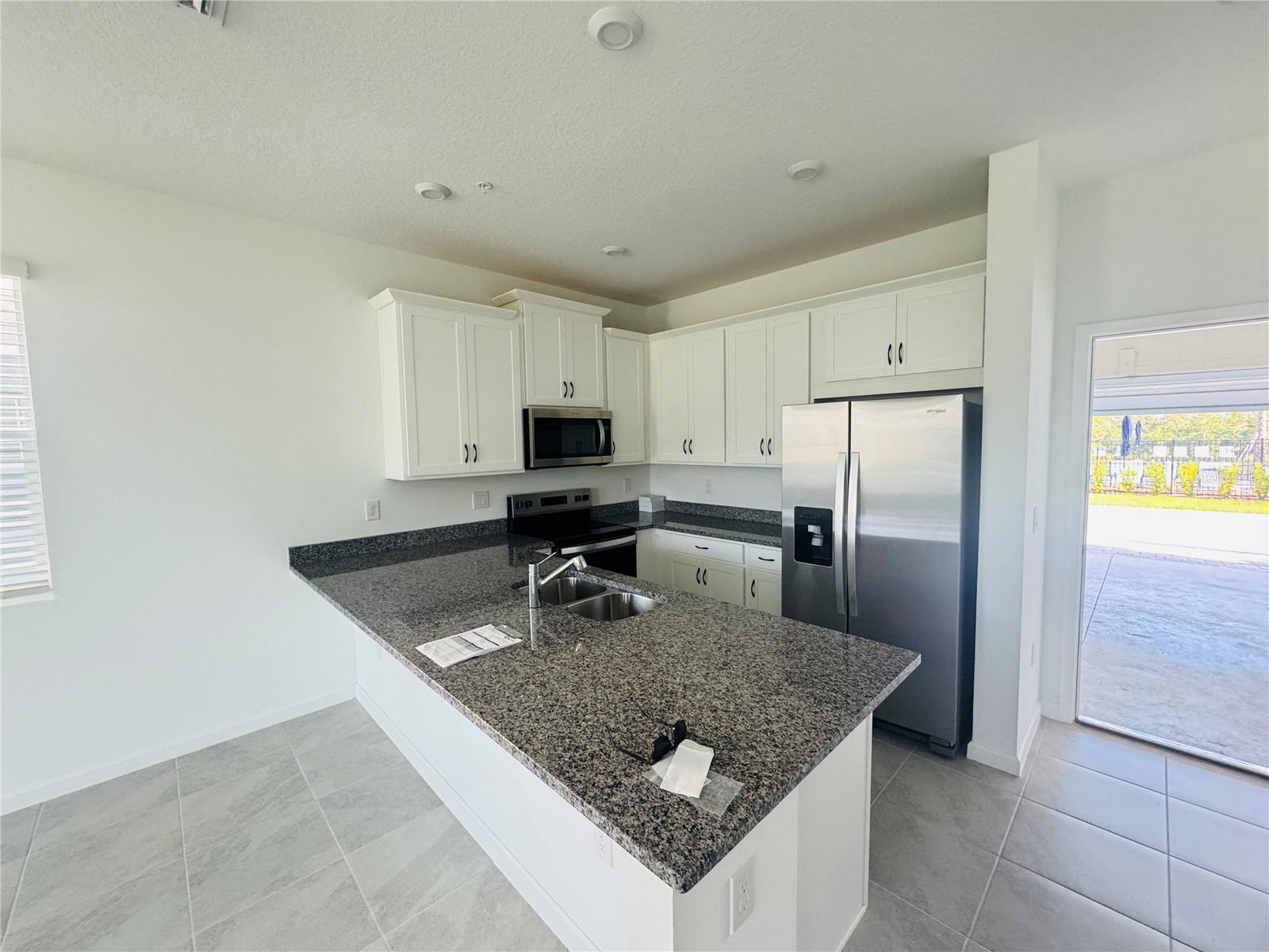 Image 4 of 30 For 3156 Gardenia Reserve Street