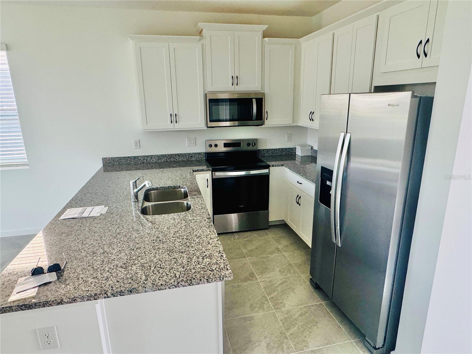 Image 6 of 30 For 3156 Gardenia Reserve Street