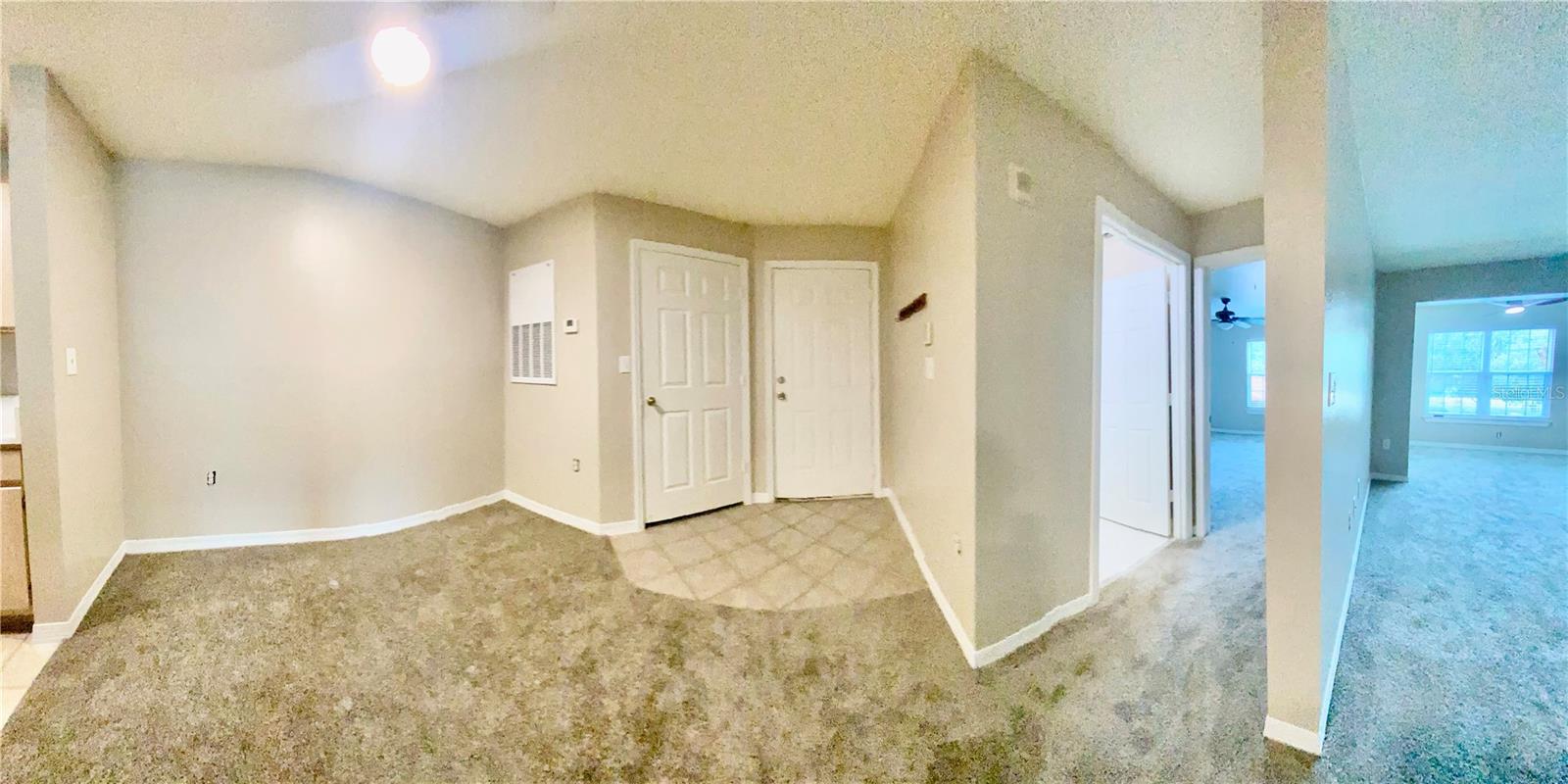Image 21 of 22 For 5459 Vineland Road 4204