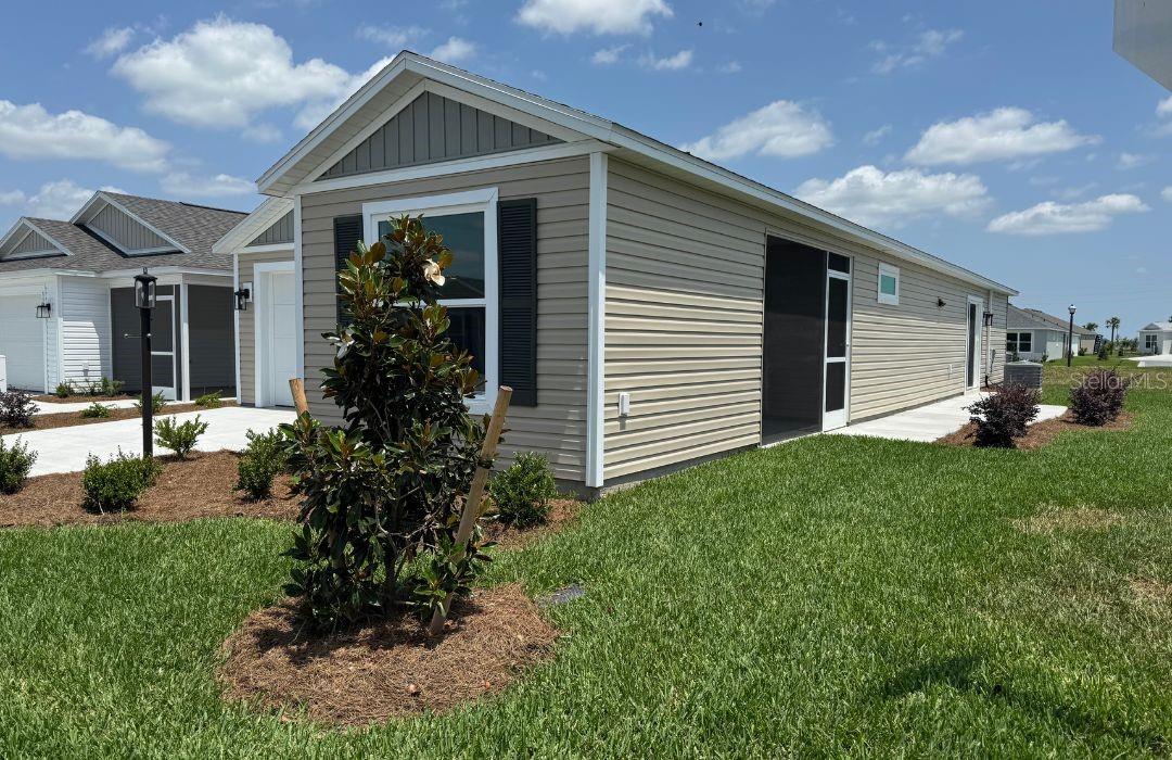 Image 3 of 16 For 1195 Chiasson Avenue