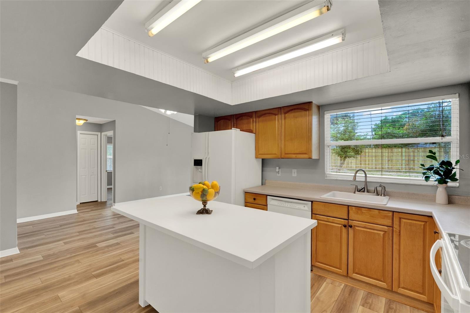 Image 15 of 33 For 840 Baybreeze Lane