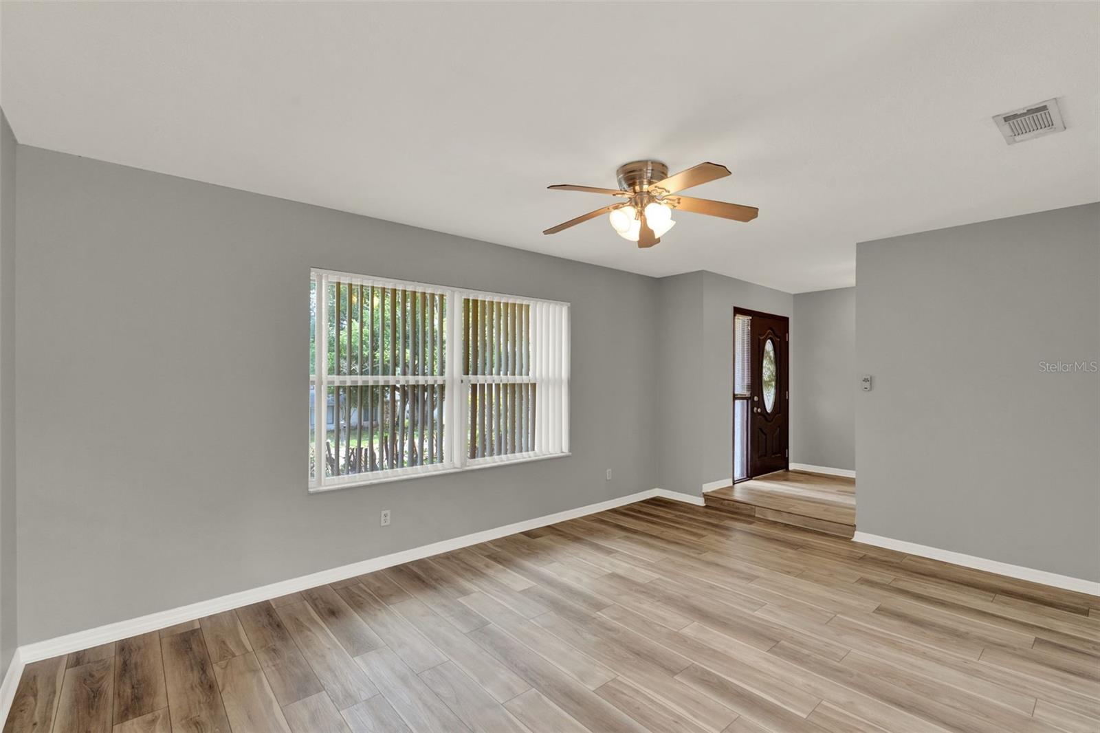 Image 5 of 33 For 840 Baybreeze Lane