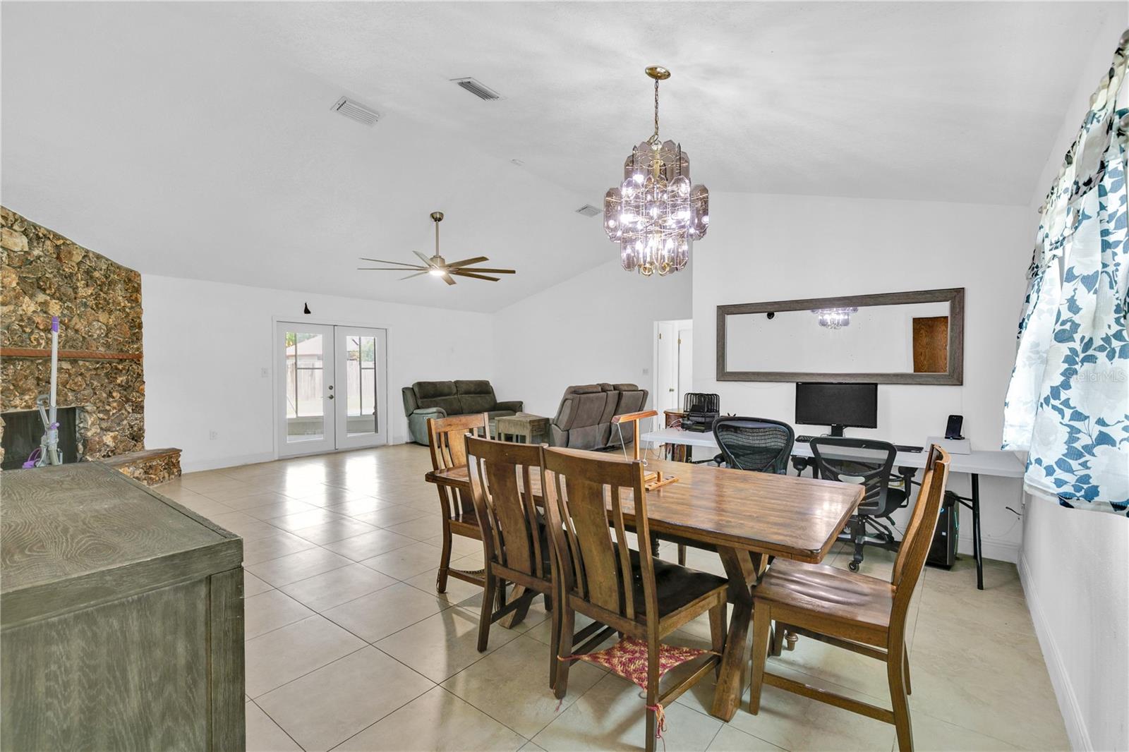 Image 13 of 42 For 969 Gran Paseo Drive