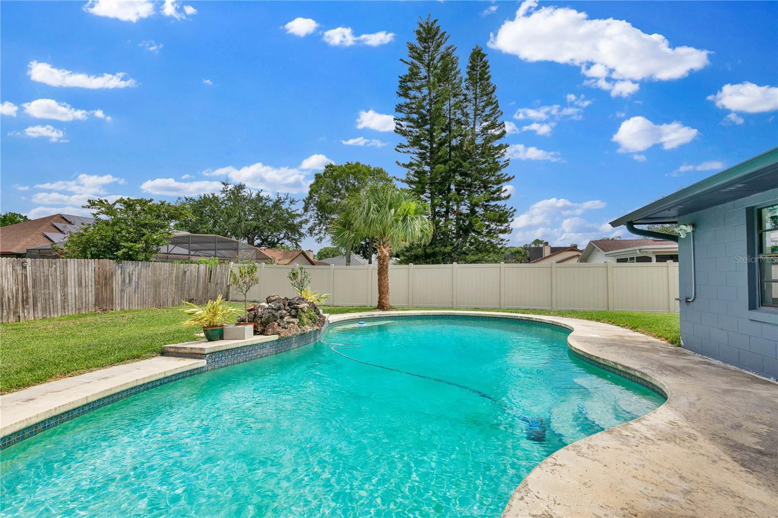 Image 30 of 42 For 969 Gran Paseo Drive