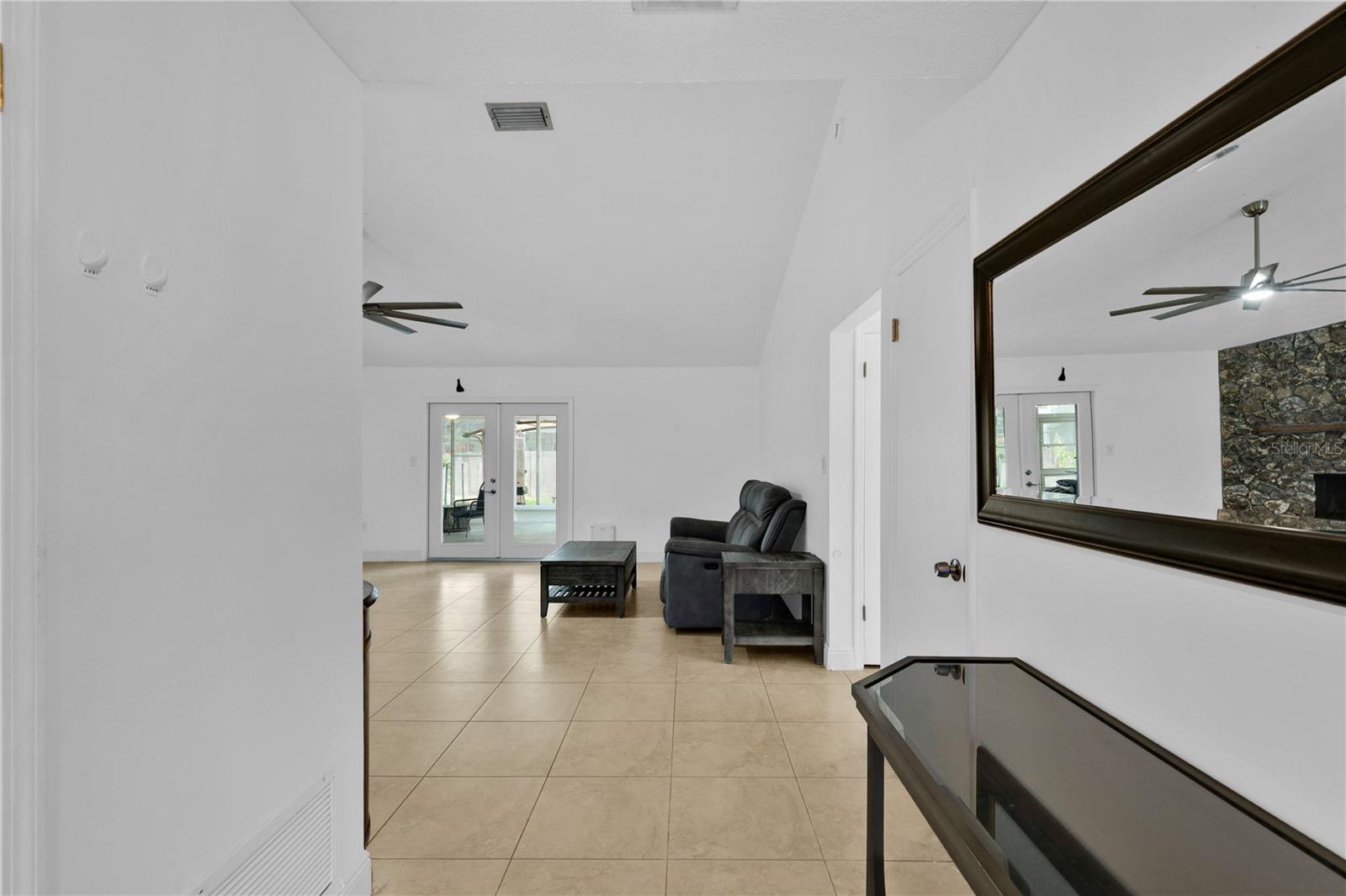 Image 8 of 42 For 969 Gran Paseo Drive