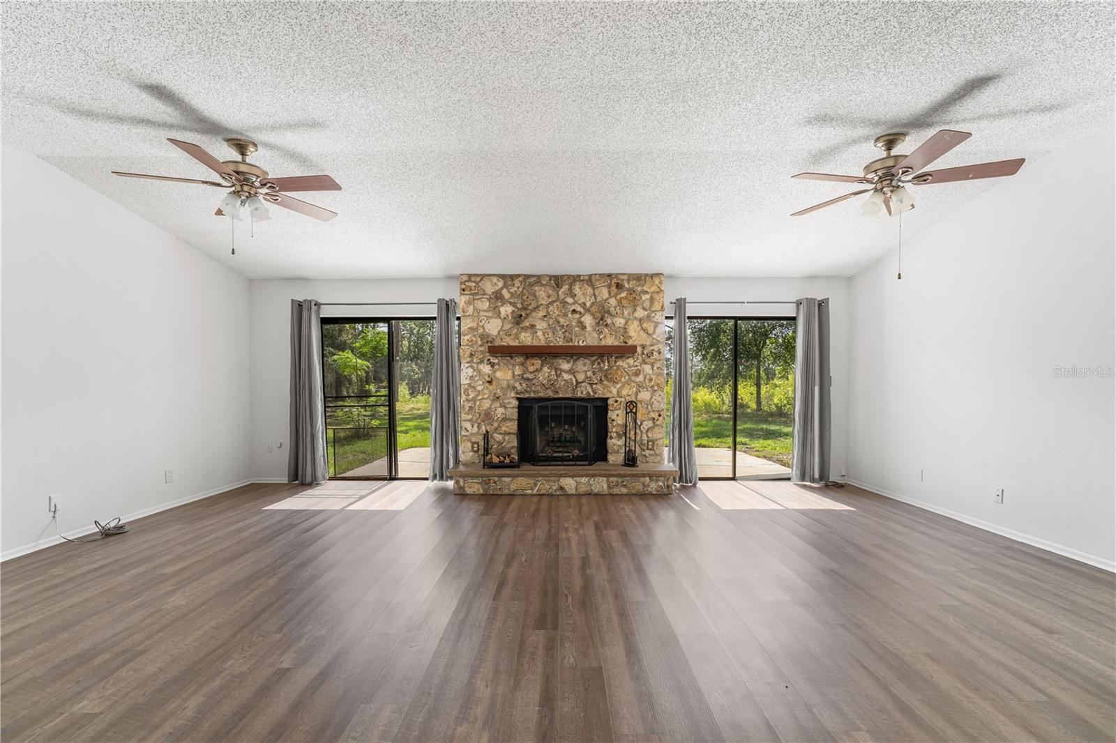 Image 13 of 42 For 1189 Rib Avenue