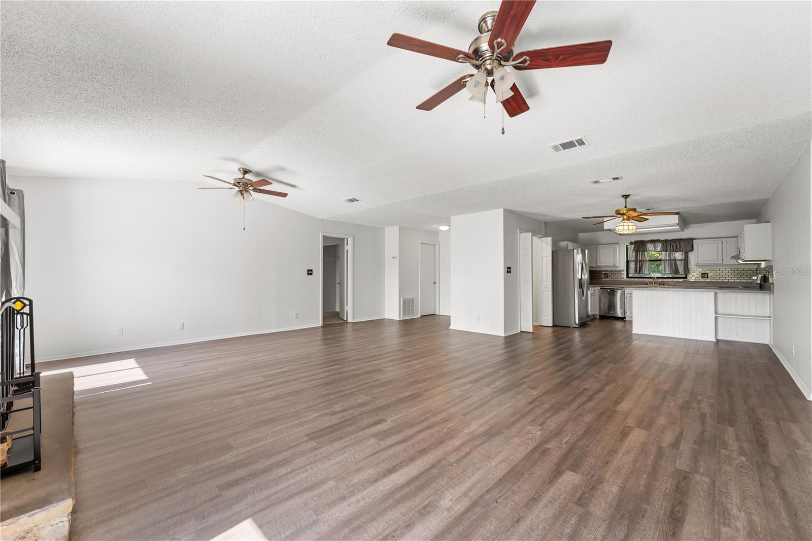 Image 15 of 42 For 1189 Rib Avenue
