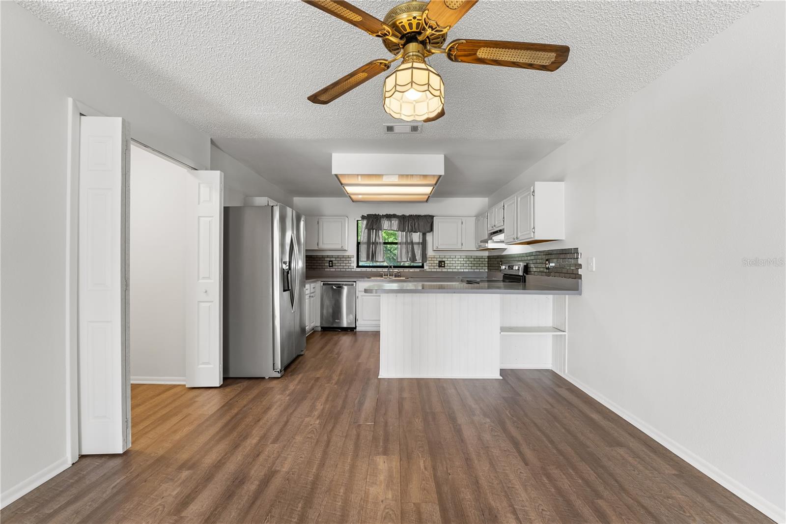 Image 17 of 42 For 1189 Rib Avenue