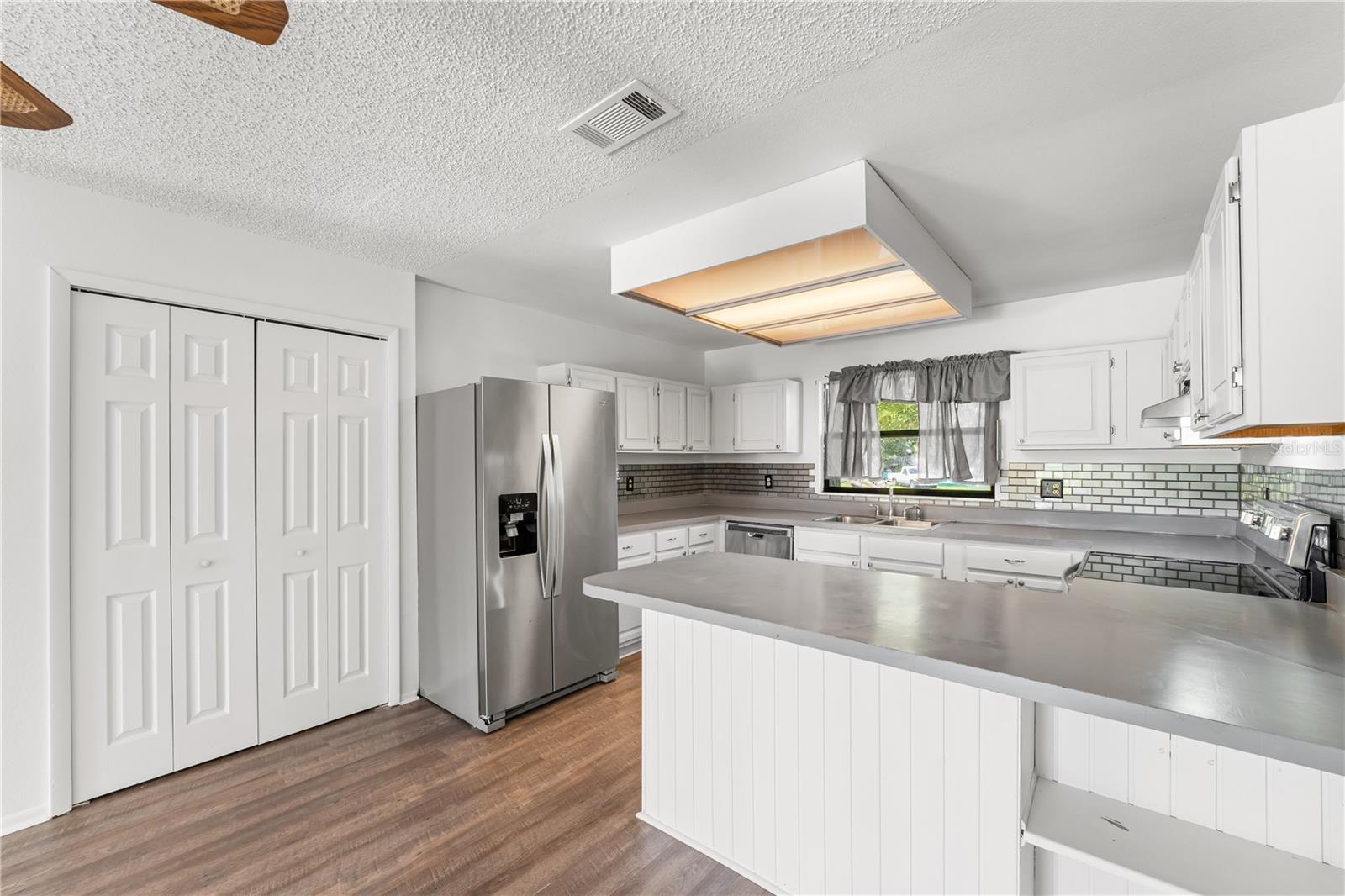 Image 19 of 42 For 1189 Rib Avenue