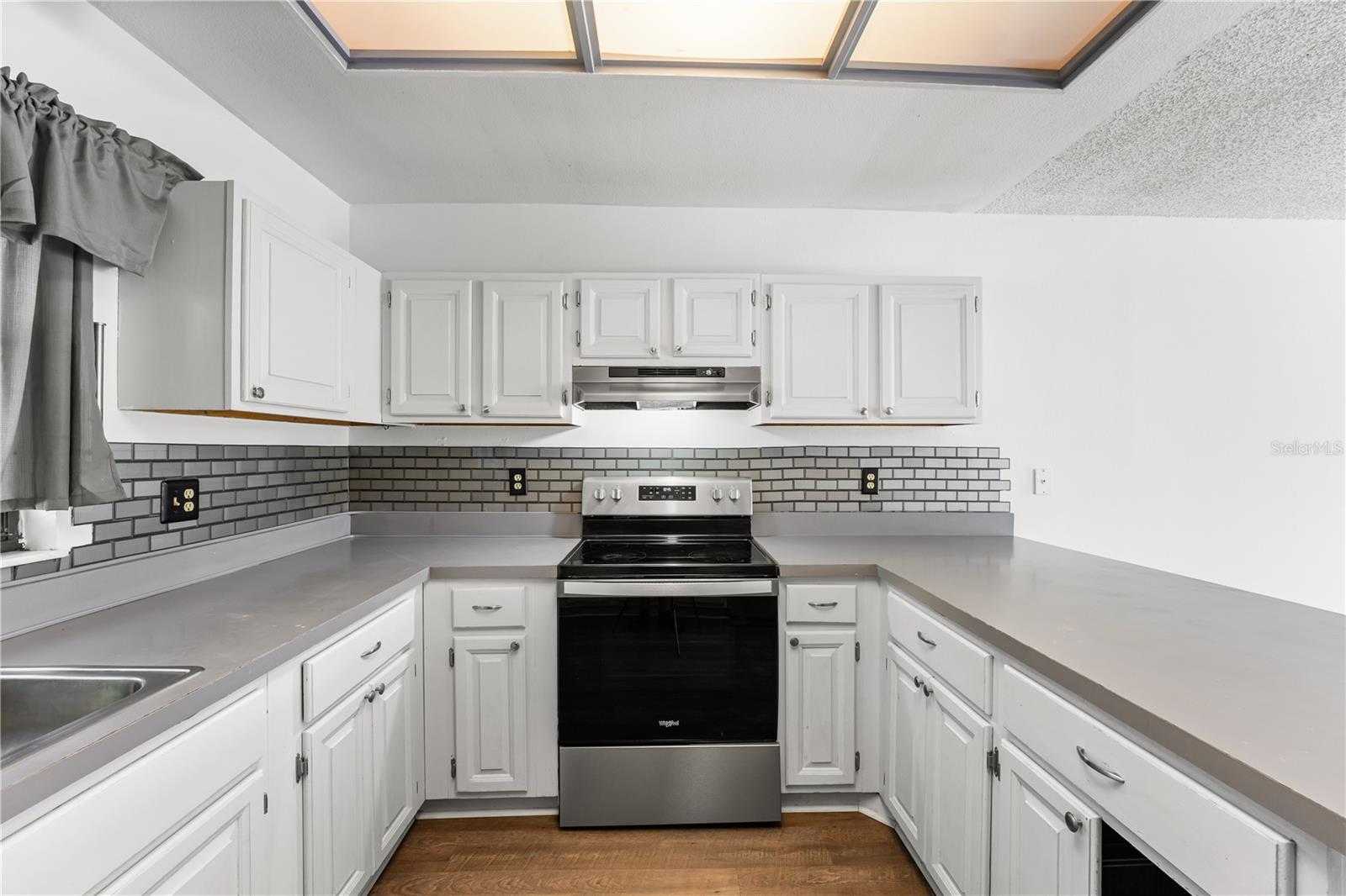 Image 21 of 42 For 1189 Rib Avenue