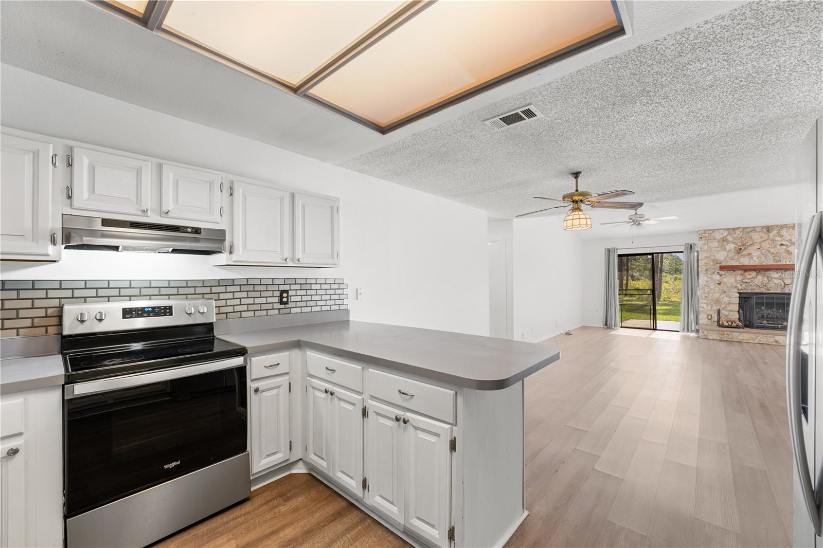 Image 22 of 42 For 1189 Rib Avenue