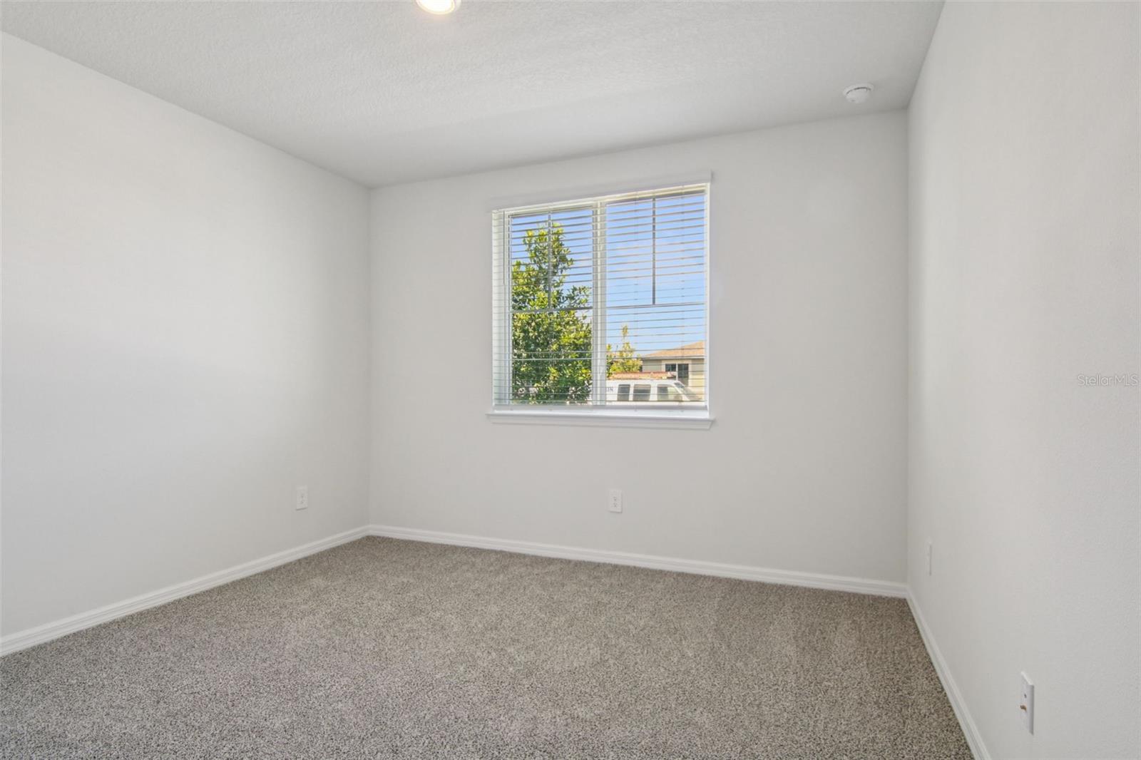 Image 19 of 32 For 1780 Draughton Drive