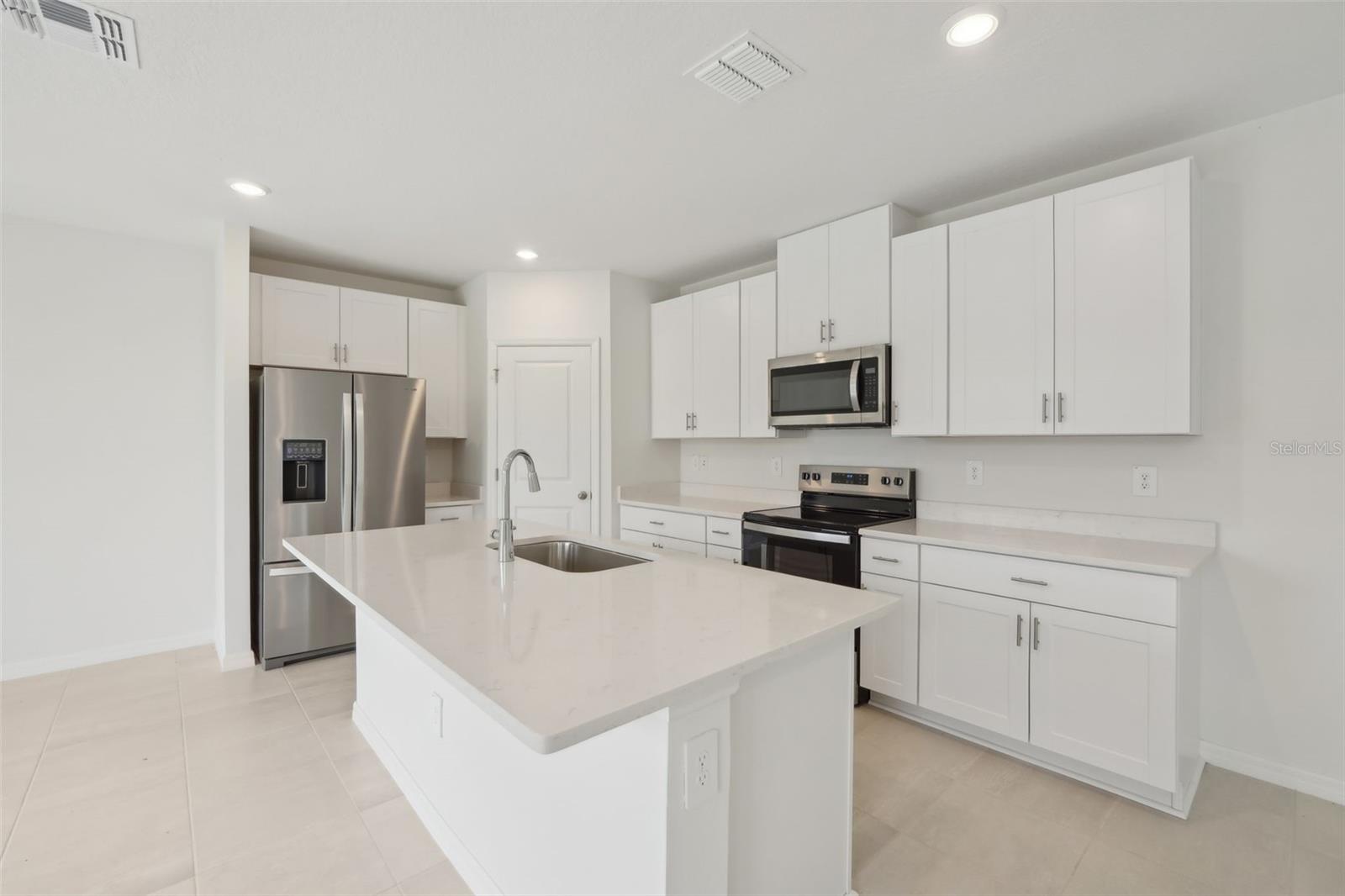 Image 2 of 24 For 1855 Brekey Way