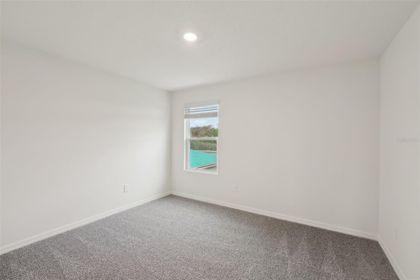 Image 21 of 24 For 1855 Brekey Way