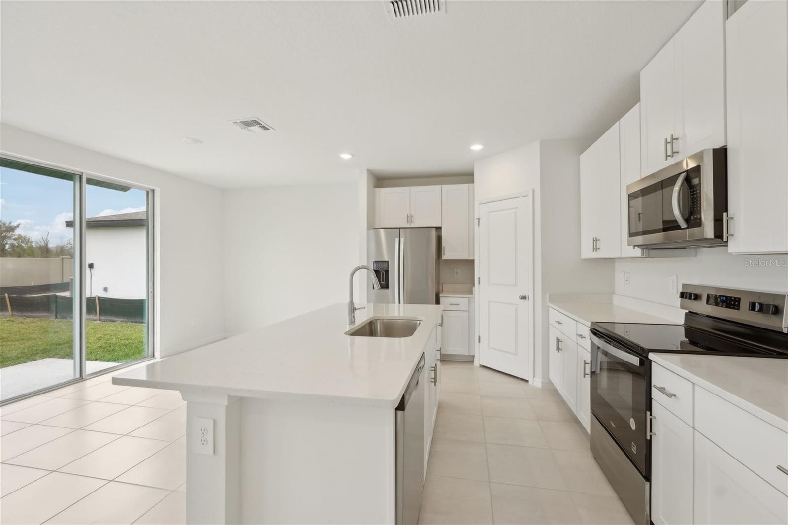 Image 3 of 24 For 1855 Brekey Way
