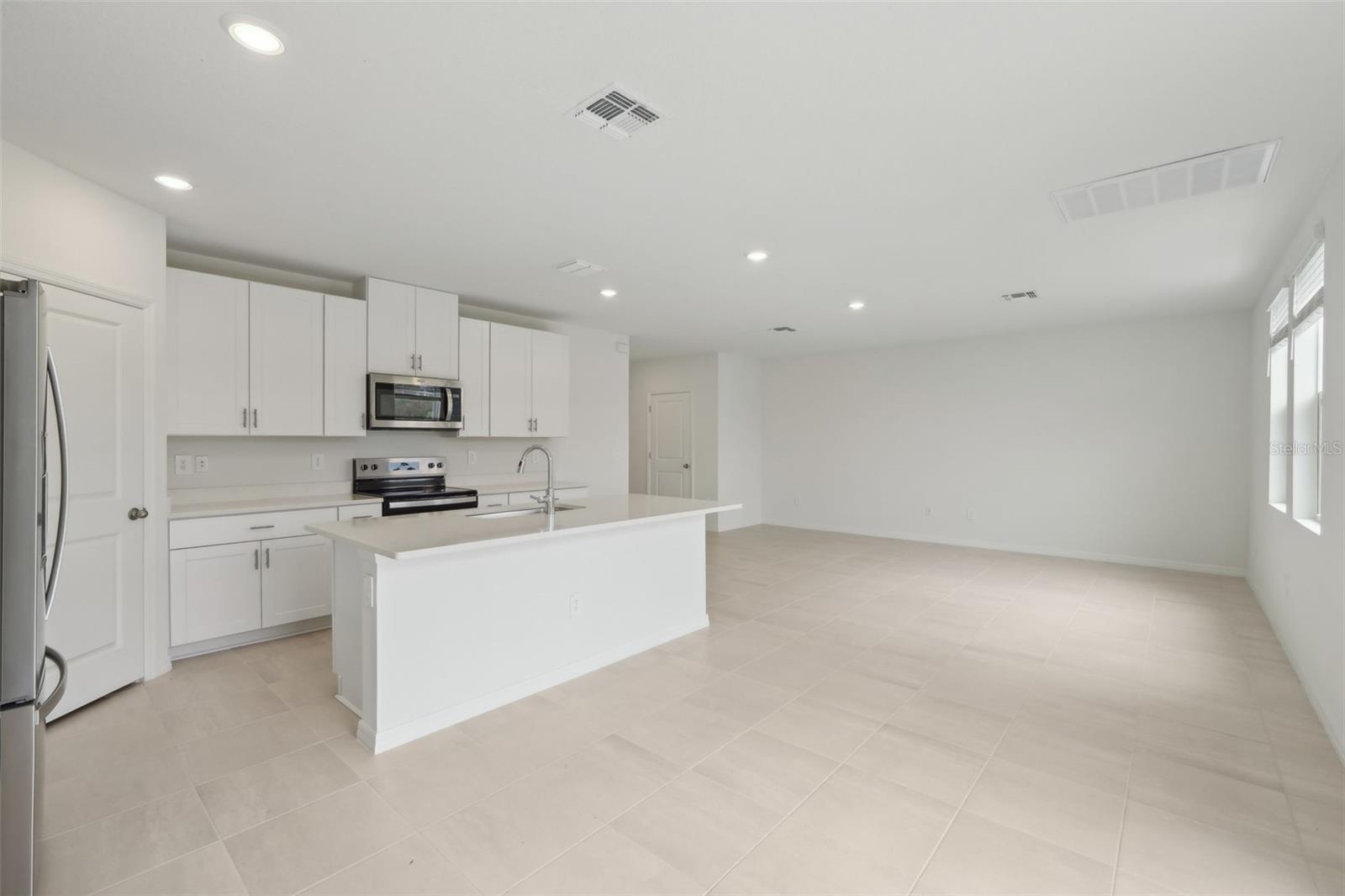 Image 4 of 24 For 1855 Brekey Way