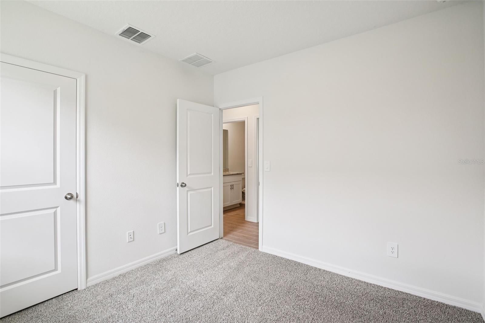 Image 30 of 33 For 1828 Brekey Way