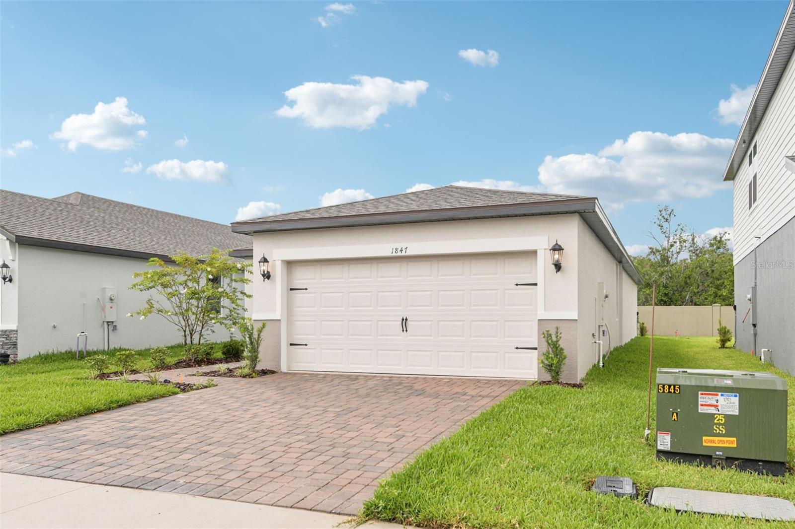 Image 13 of 28 For 1847 Brekey Way