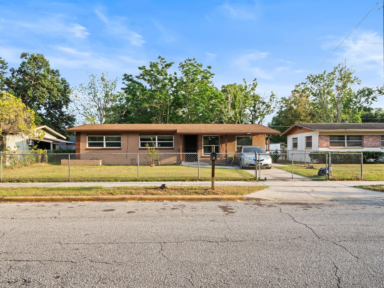 Image 16 of 21 For 4546 Malibu Street