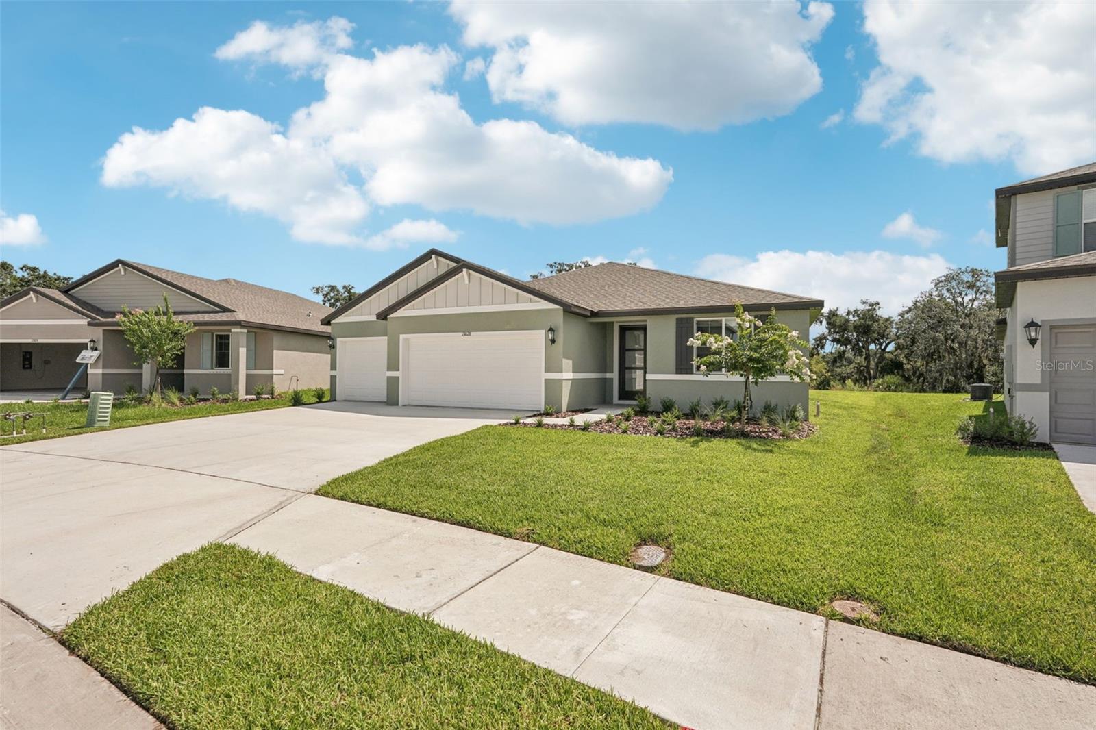 Image 16 of 37 For 13828 Richland Gulf Circle