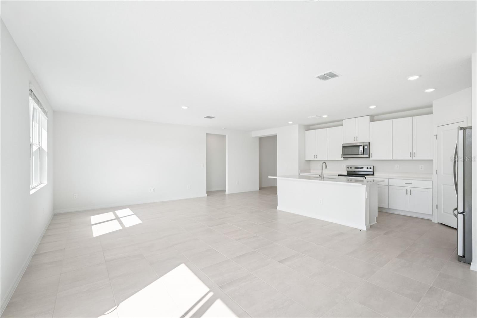 Image 4 of 30 For 7728 Gilchrist Springs Drive