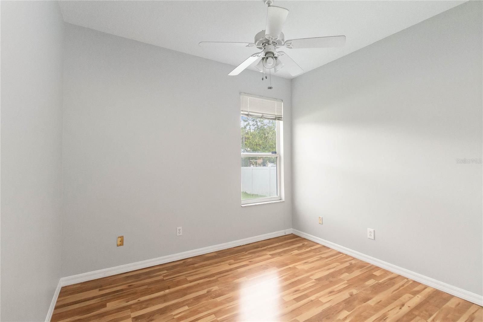 Image 18 of 27 For 2280 Yorville Court