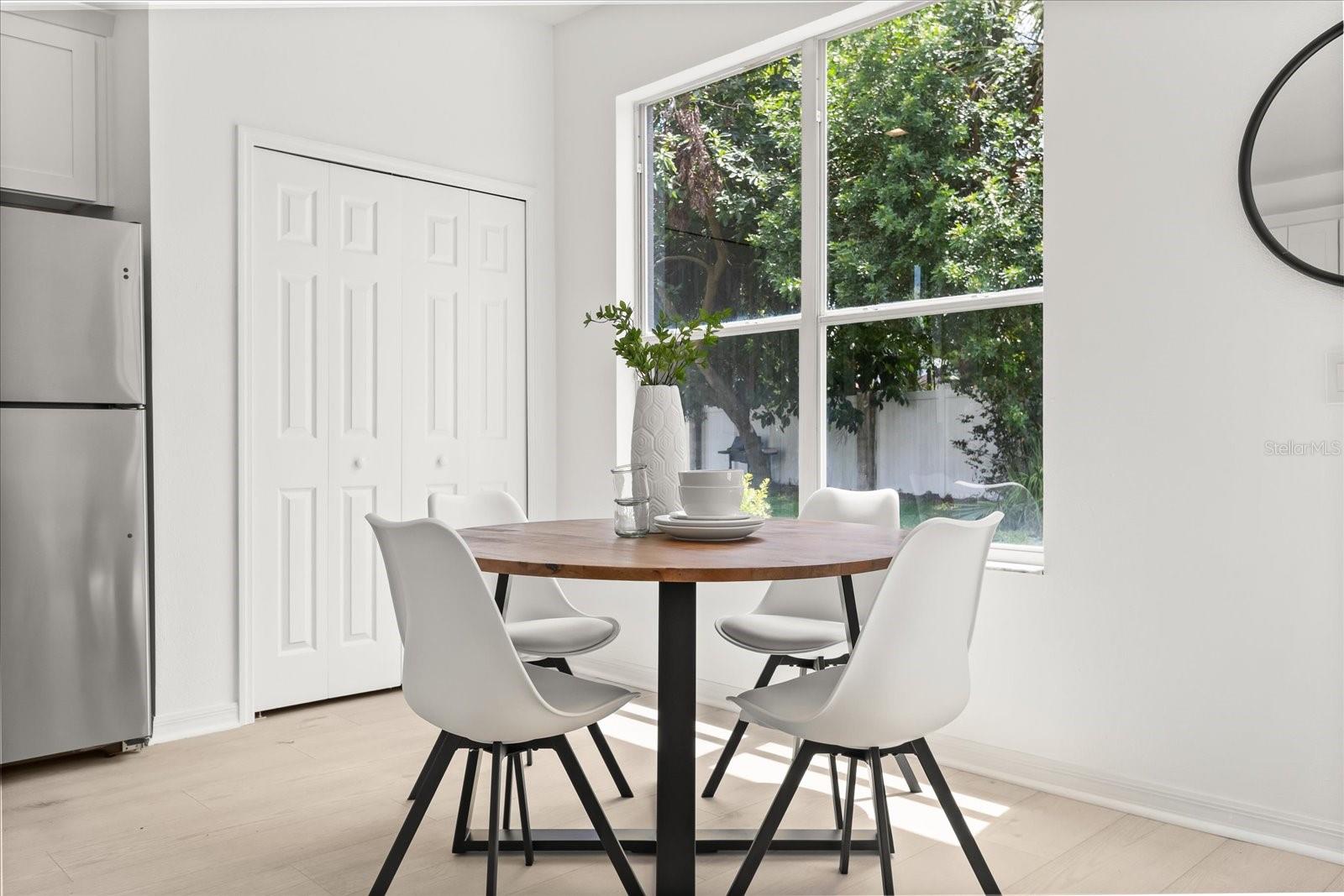 Image 15 of 34 For 14927 Faversham Circle